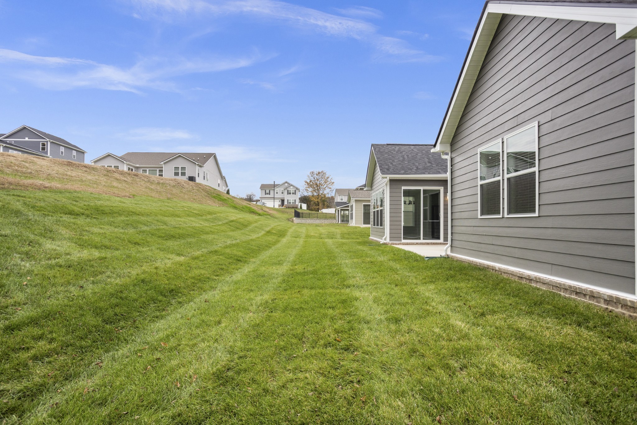 1546 Oak Springs Dr, Columbia, TN 38401