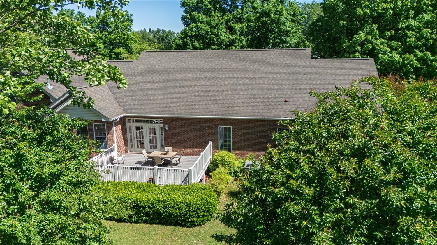 210 Montchanin Dr, Old Hickory, TN 37138