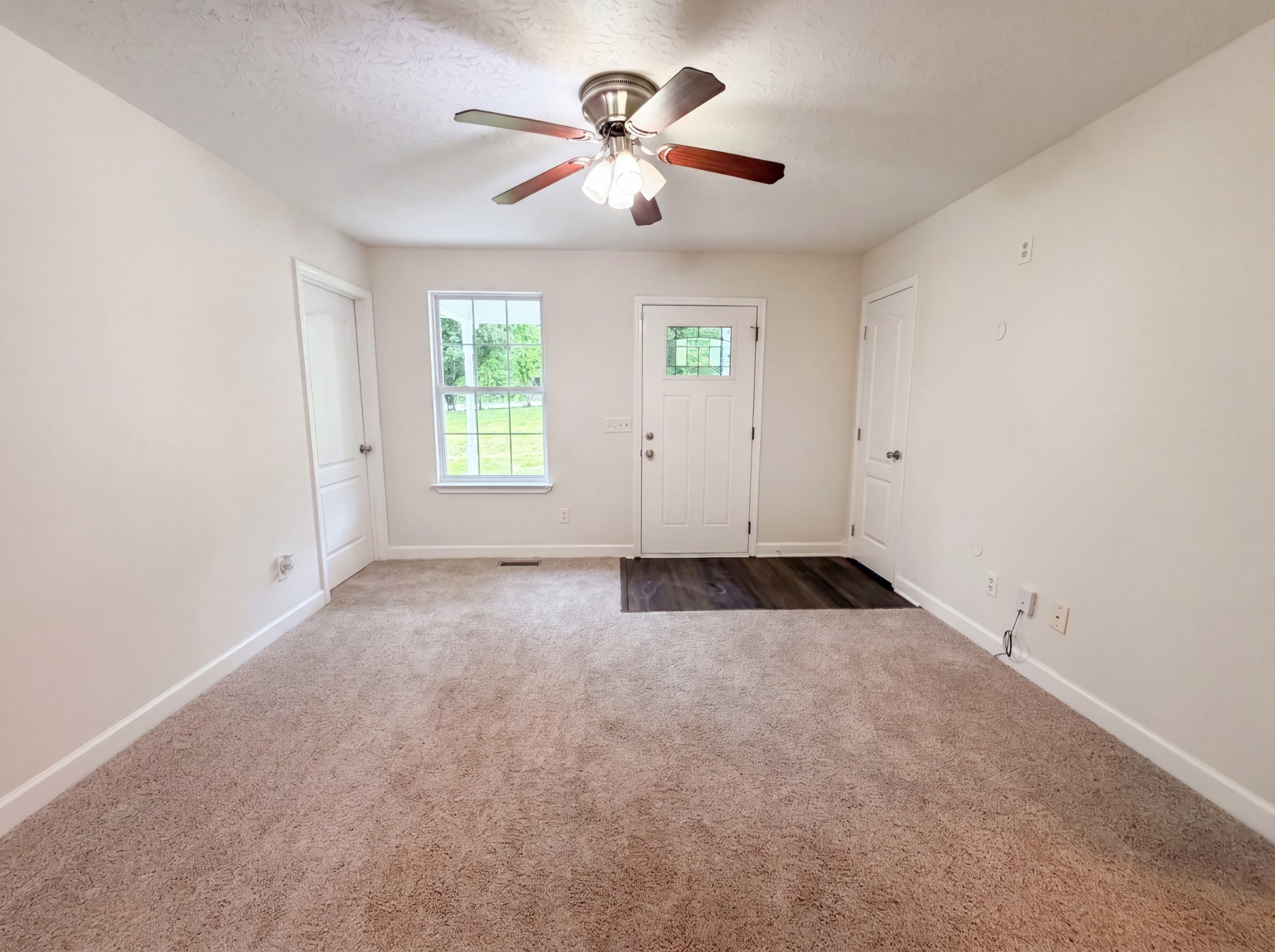 1382 Neptune Rd, Ashland City, TN 37015