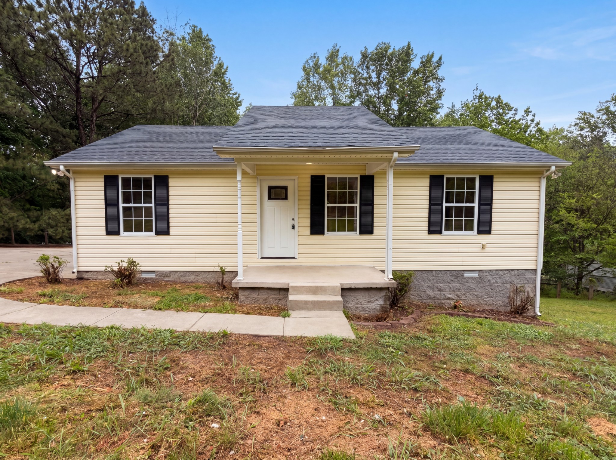 1382 Neptune Rd, Ashland City, TN 37015