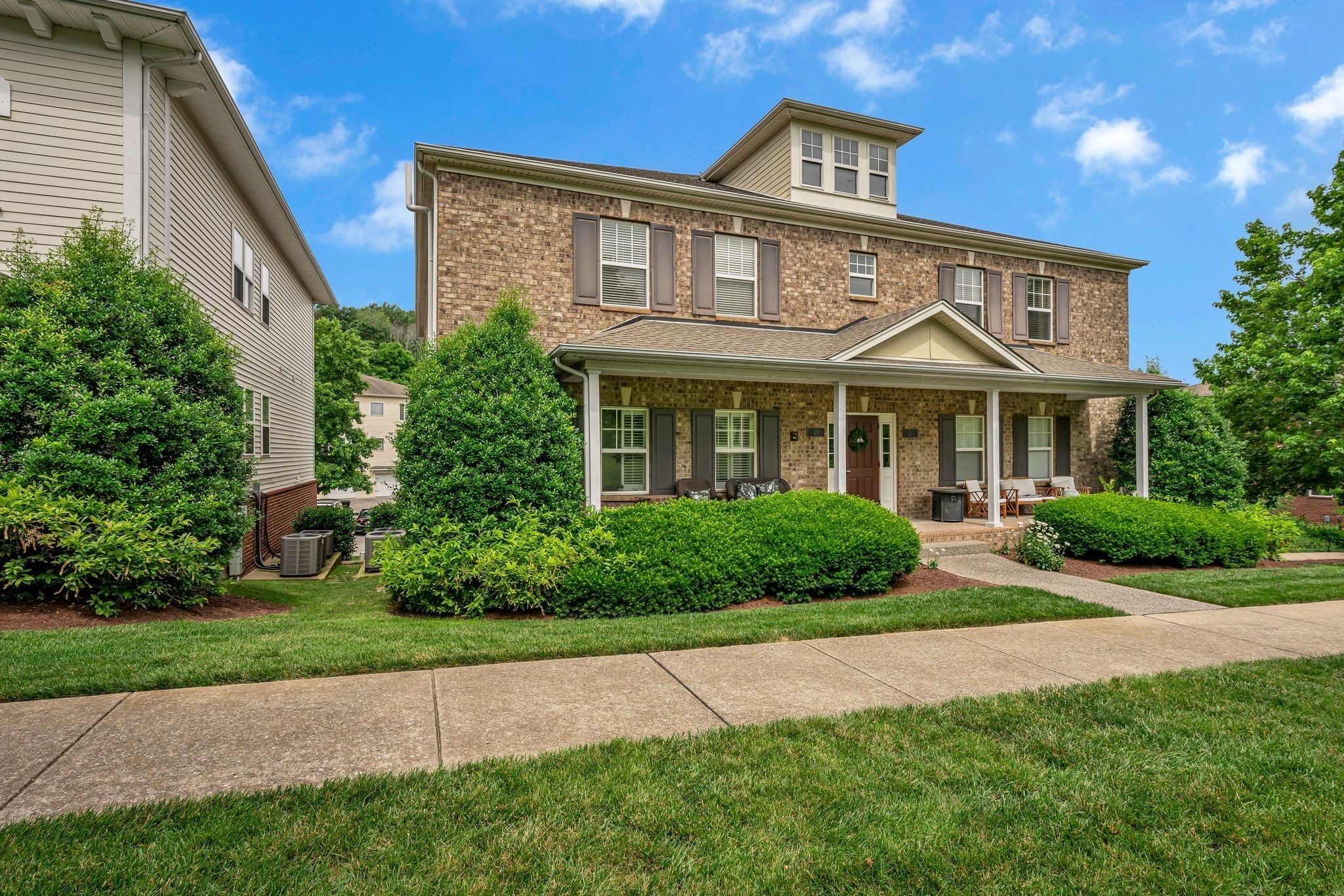 1033 Park Run Dr, Franklin, TN 37067