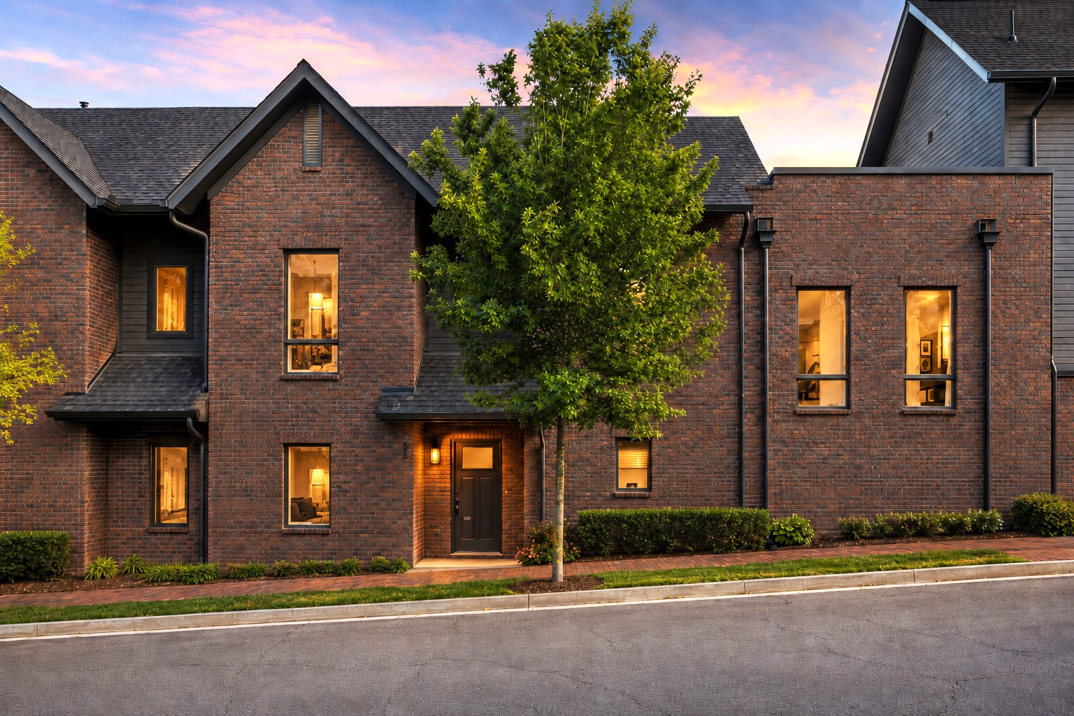217 Taylor St, Nashville, TN 37208