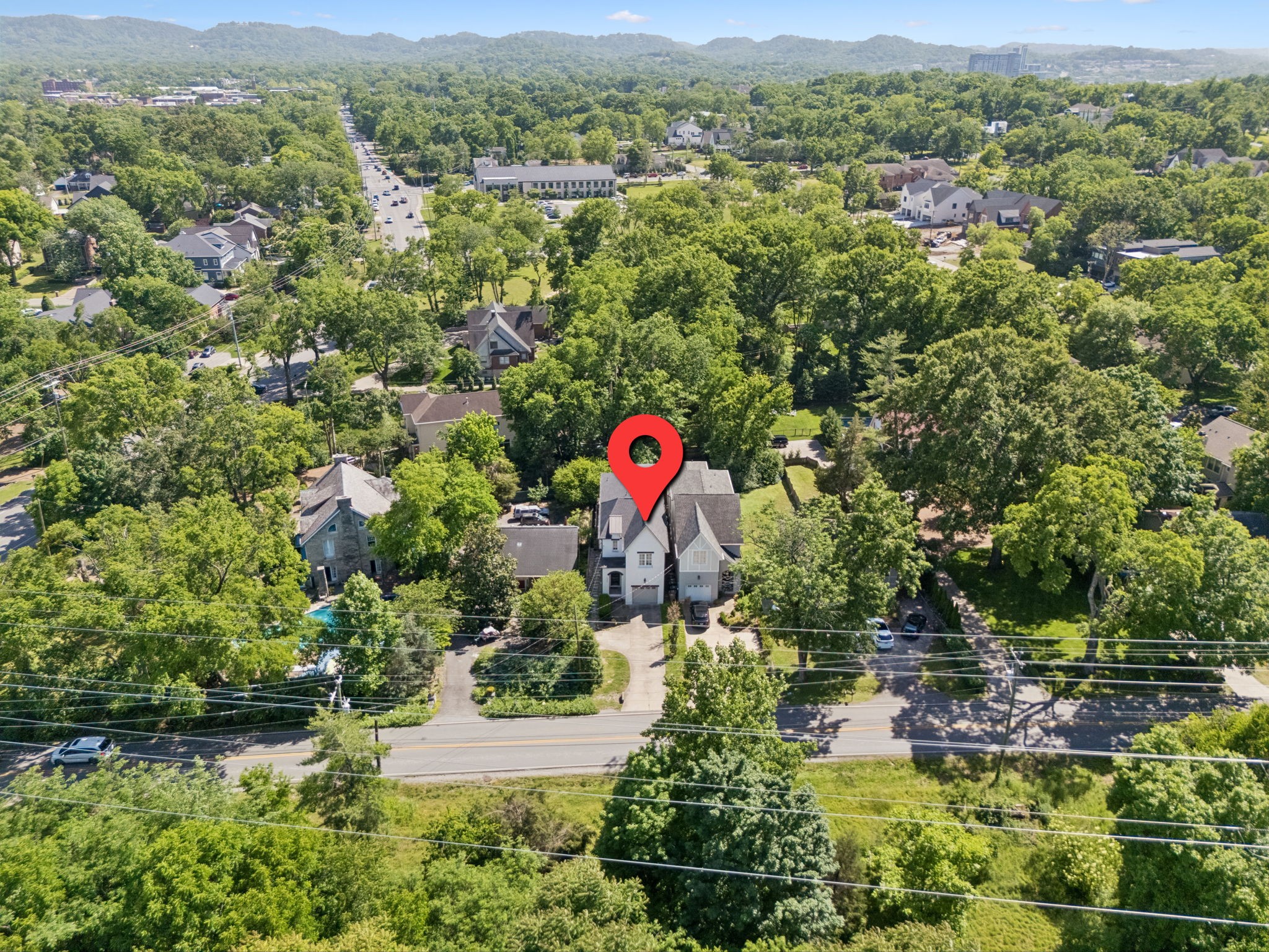 1605A Stokes Ln, Nashville, TN 37215