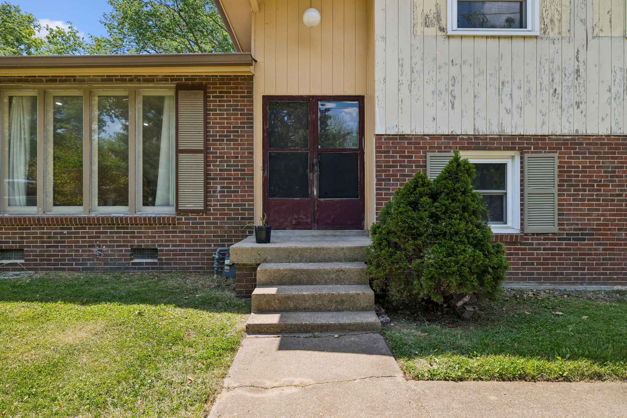 2617 Mesa Dr, Nashville, TN 37217