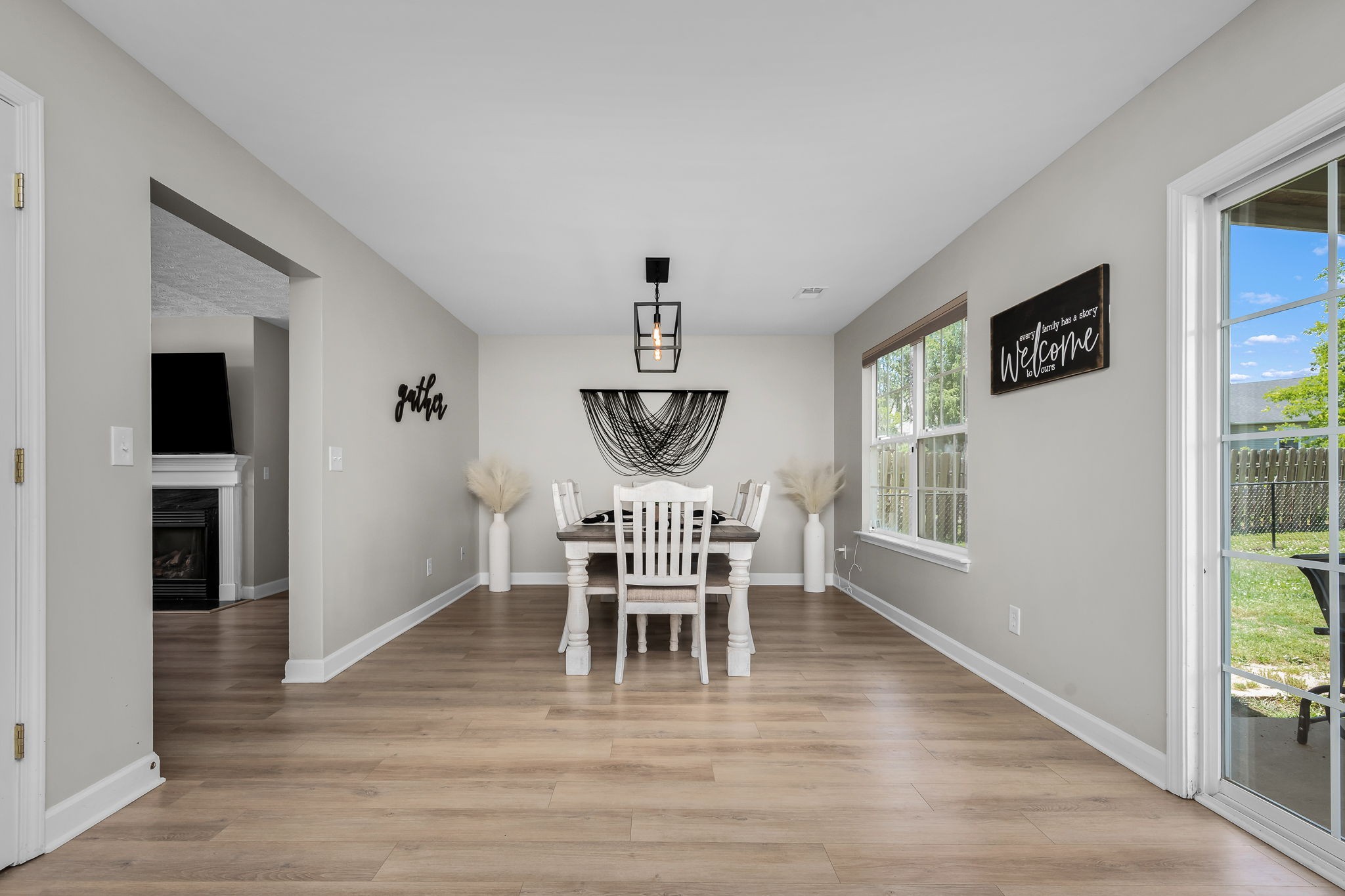 1010 Lowrey Pl, Spring Hill, TN 37174