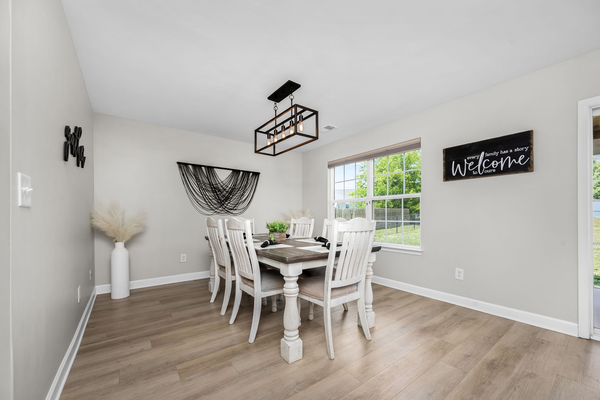 1010 Lowrey Pl, Spring Hill, TN 37174