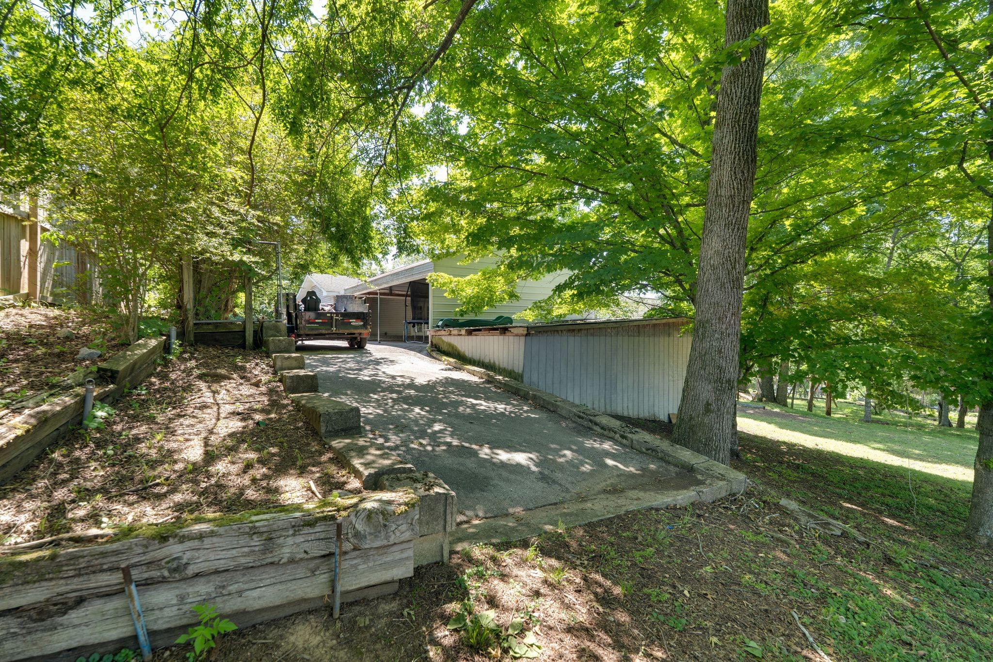 117 Vivian Ln, Carthage, TN 37030