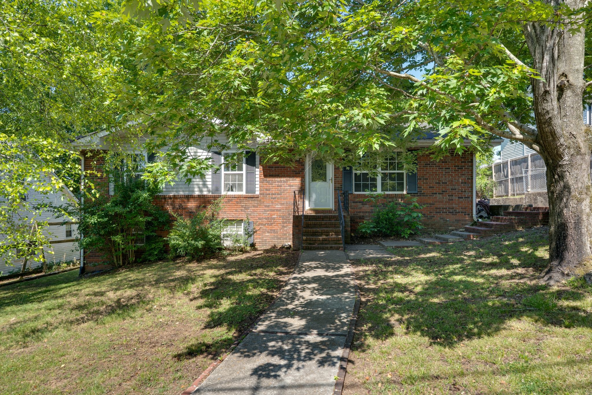 117 Vivian Ln, Carthage, TN 37030