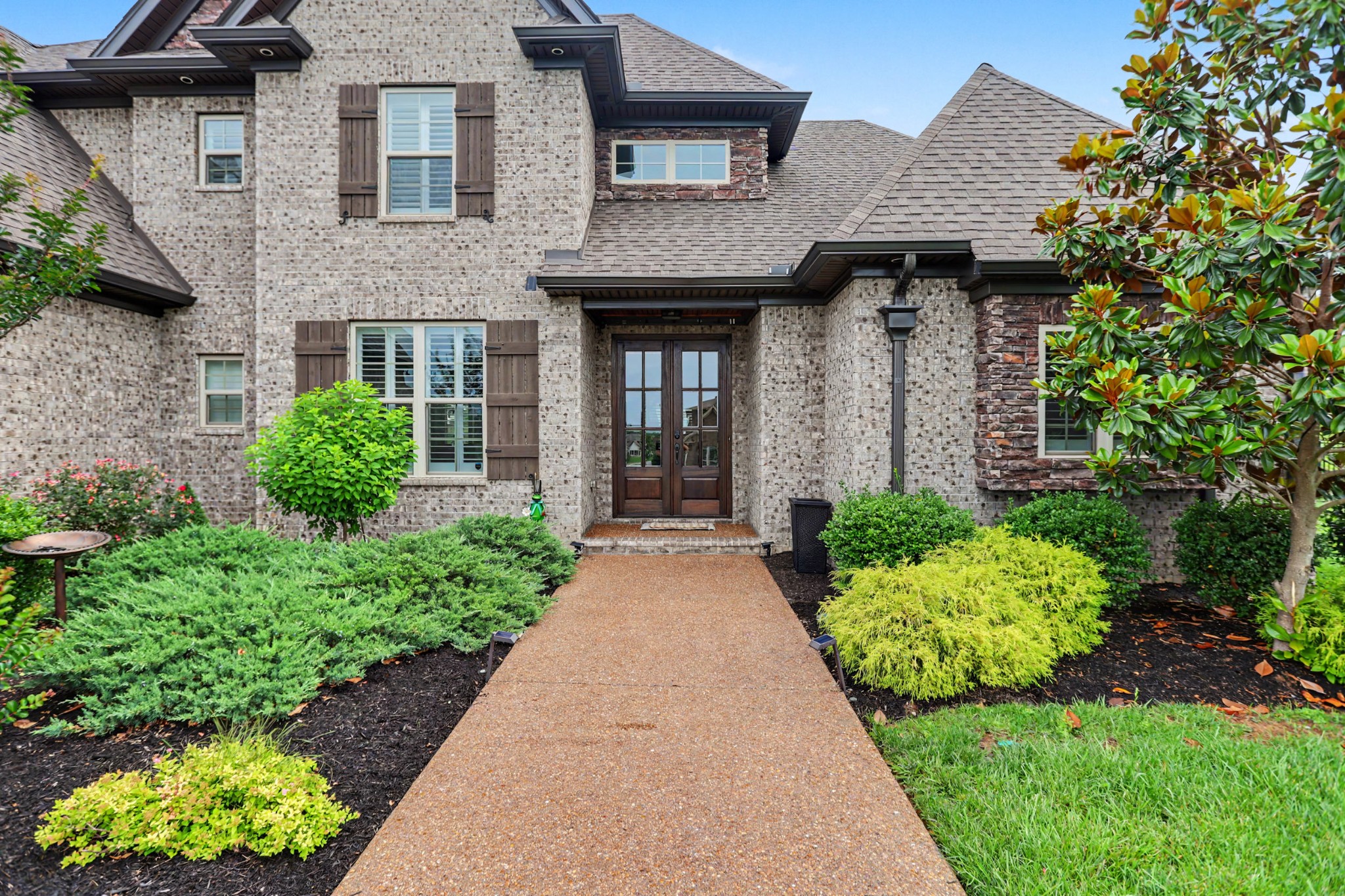 98 Mulberry Grv, Gallatin, TN 37066