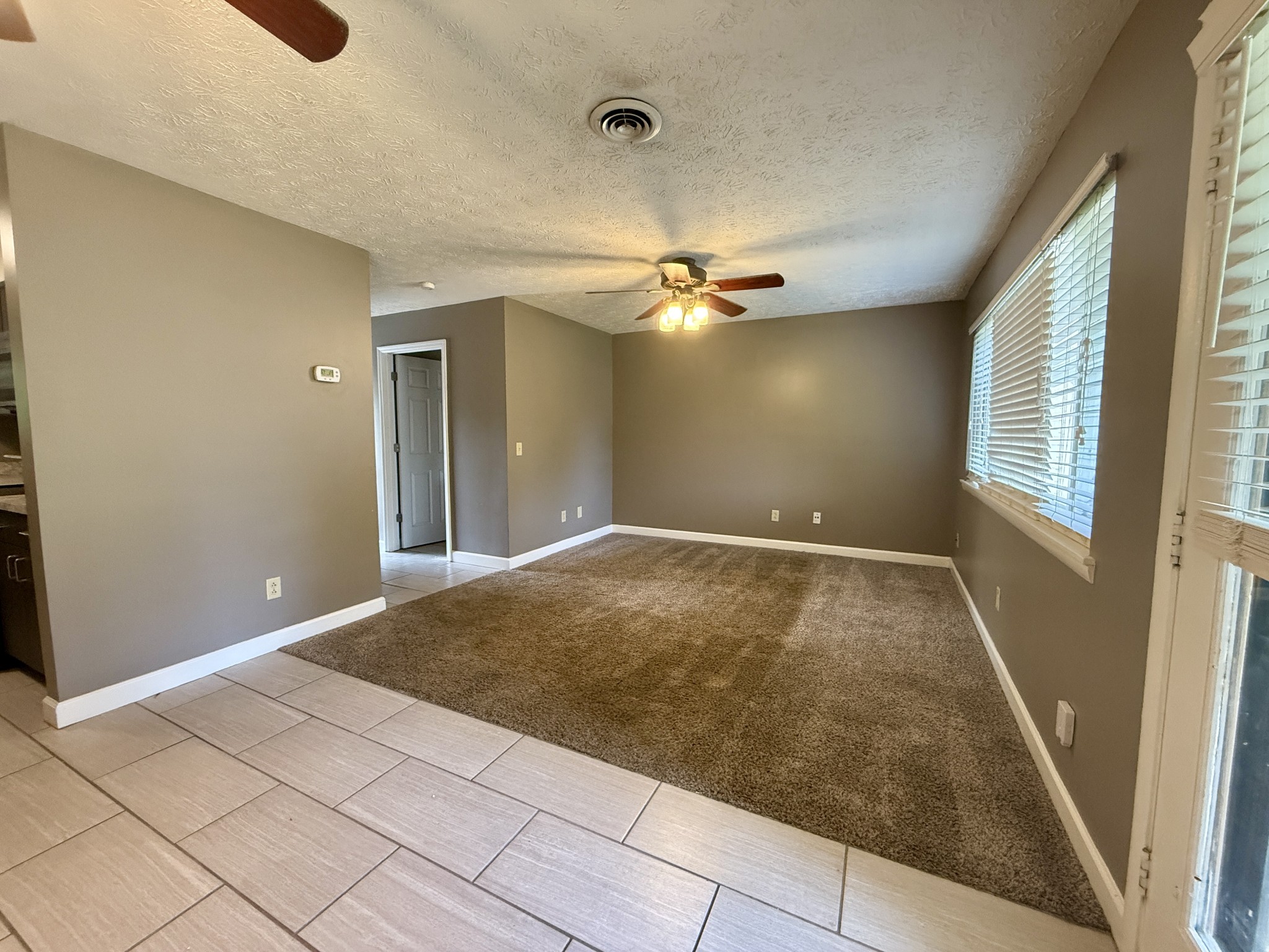 2169 Highway 41 S #13, Greenbrier, TN 37073
