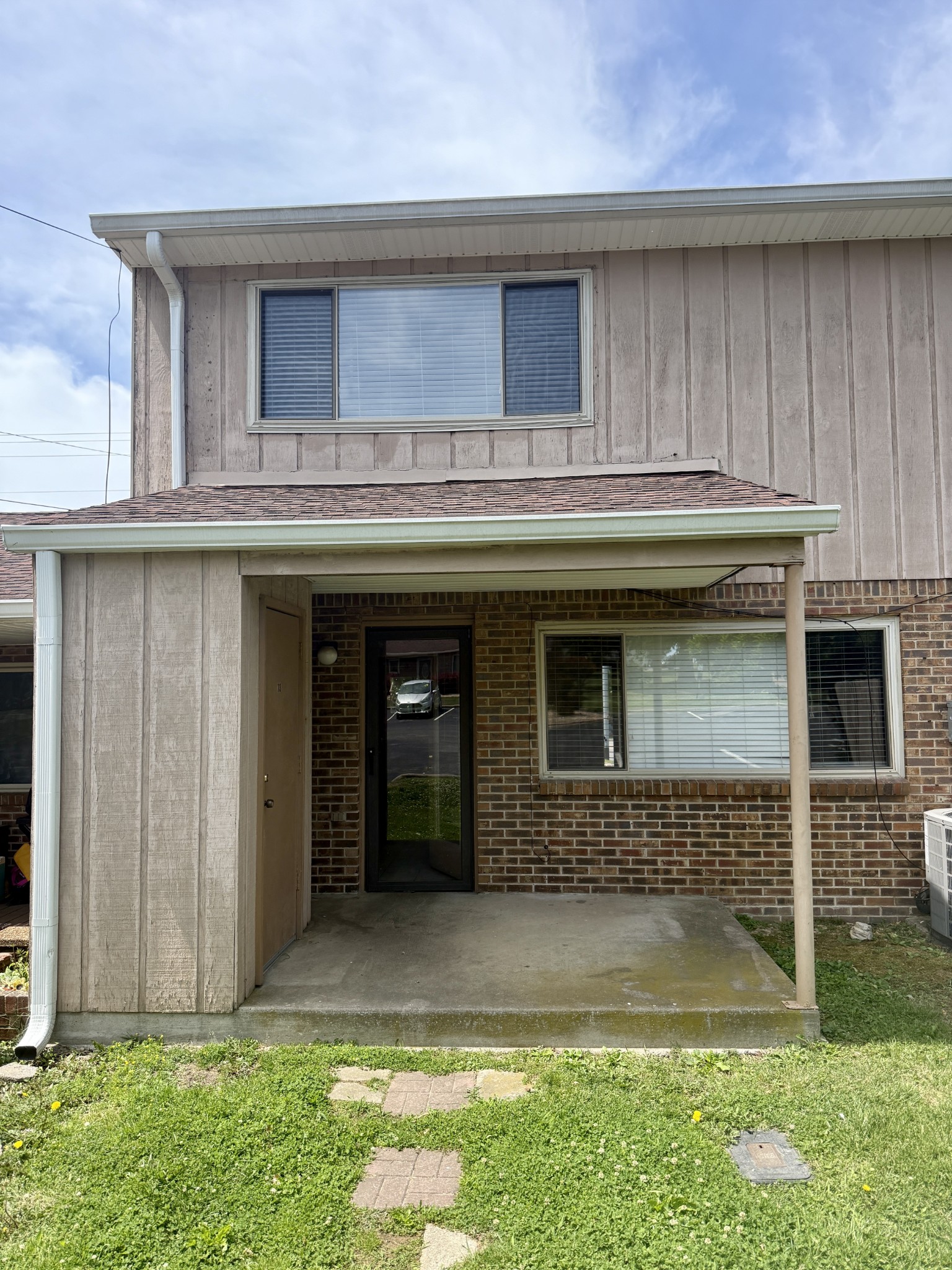 2169 Highway 41 S #13, Greenbrier, TN 37073