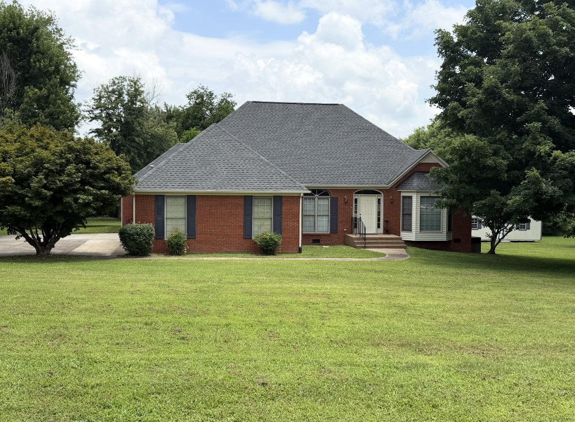 205 Ouida Ln, Columbia, TN 38401