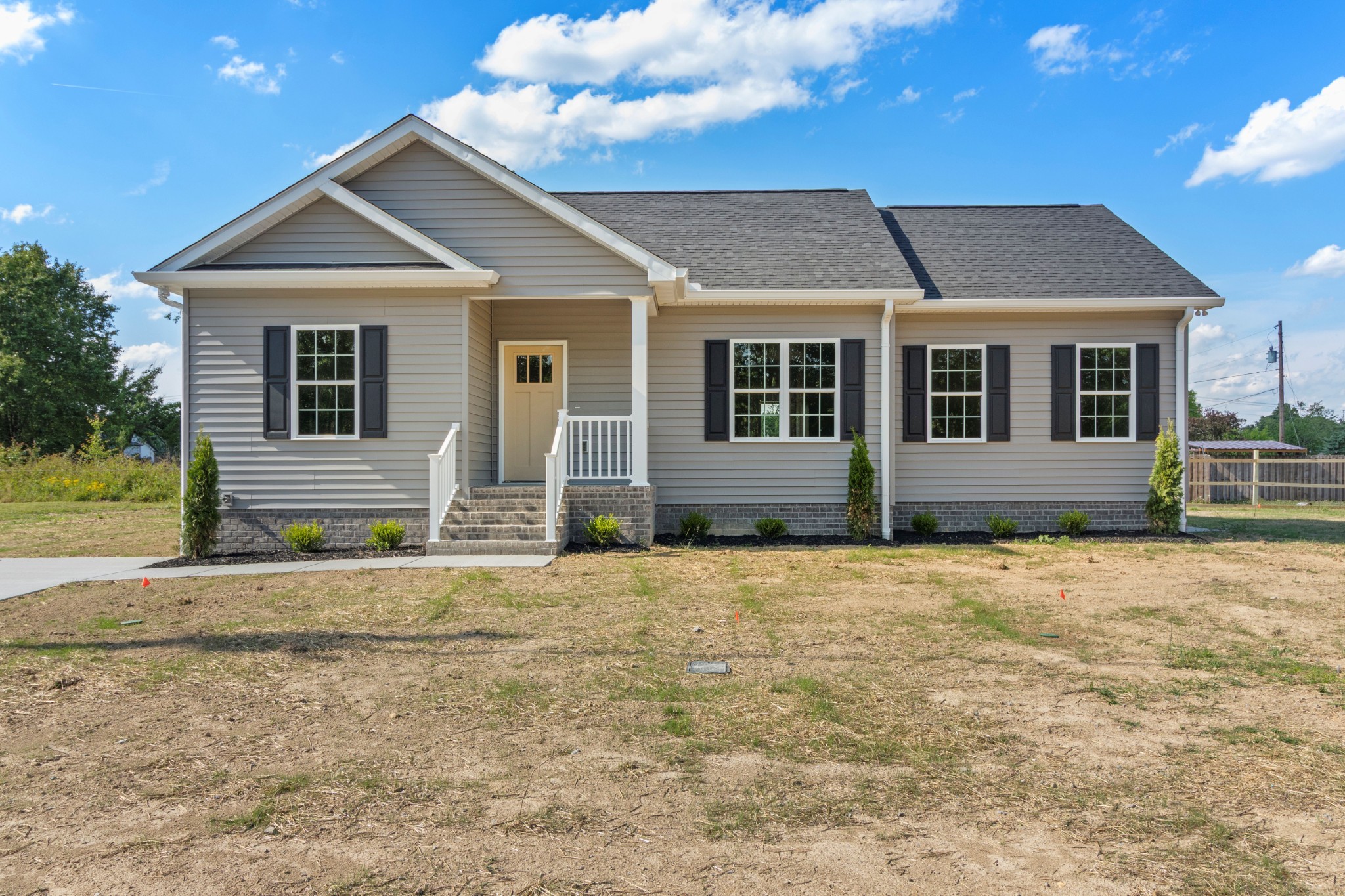 1993 Stevens Dr, Westmoreland, TN 37186