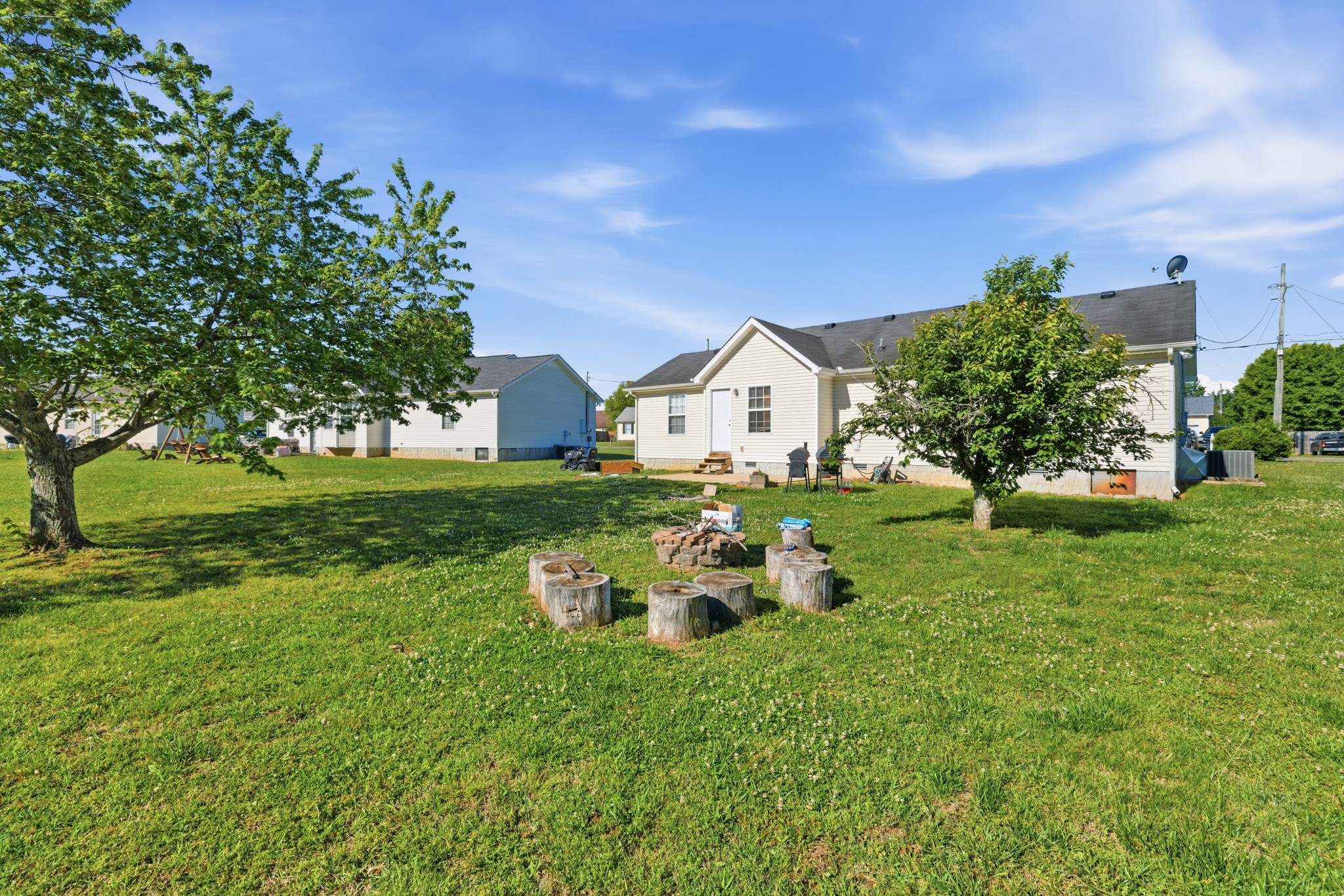 1963 Gateland Dr, Murfreesboro, TN 37127