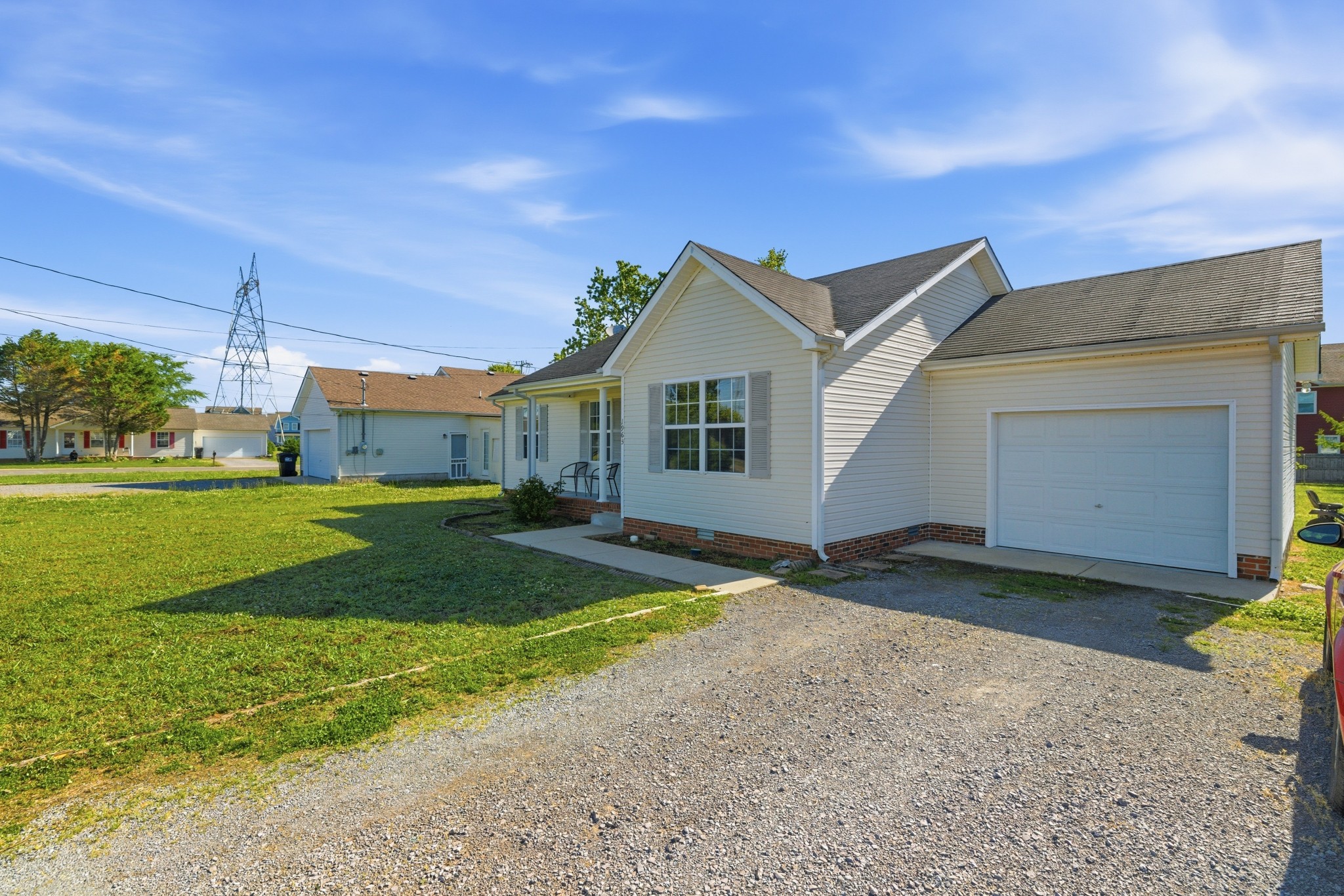 1963 Gateland Dr, Murfreesboro, TN 37127