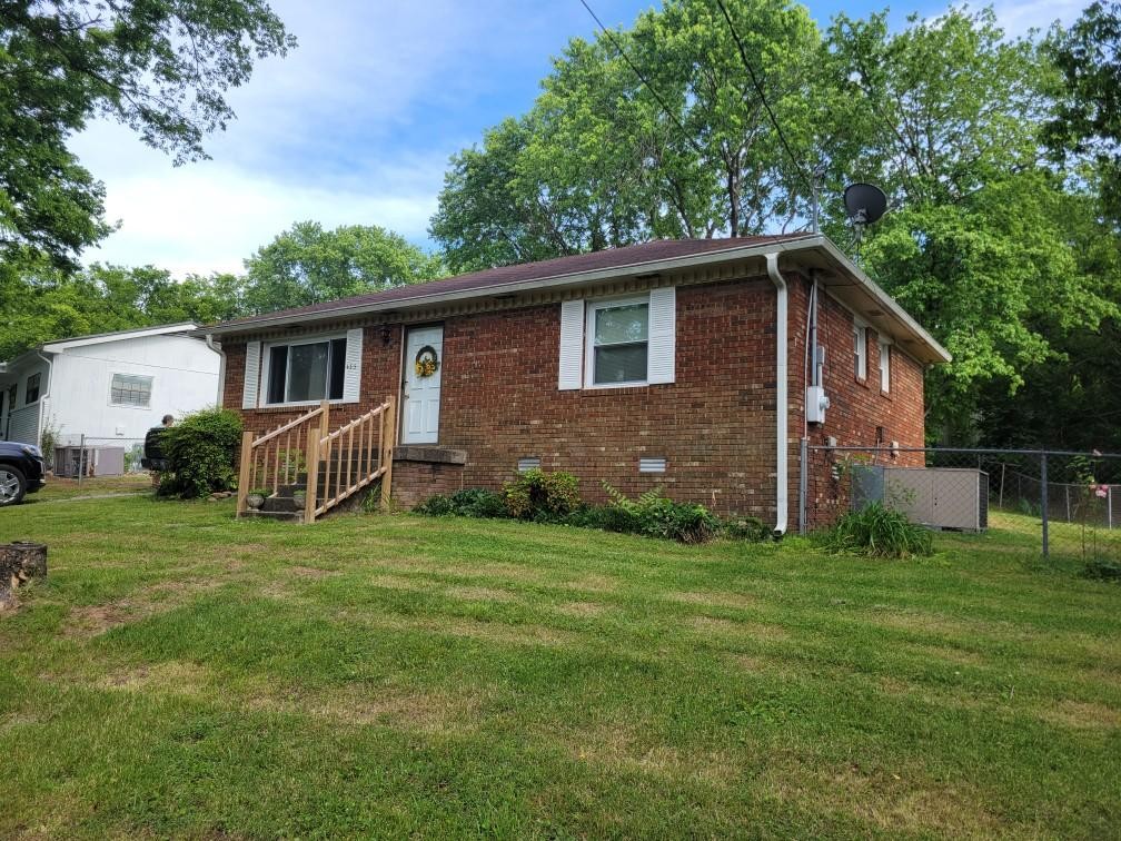 433 Malvin St, Gallatin, TN 37066