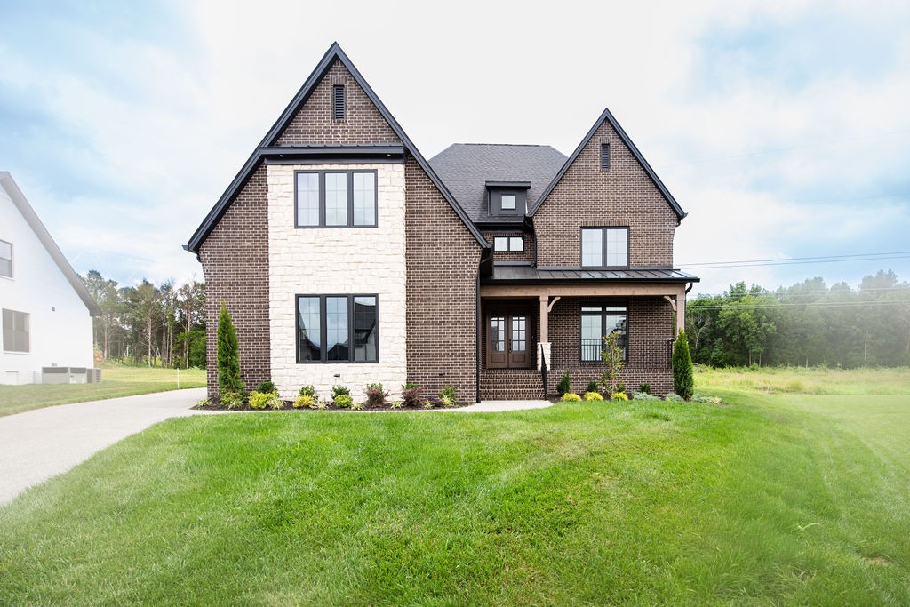 2930 Carisbrooke Dr, Mount Juliet, TN 37122
