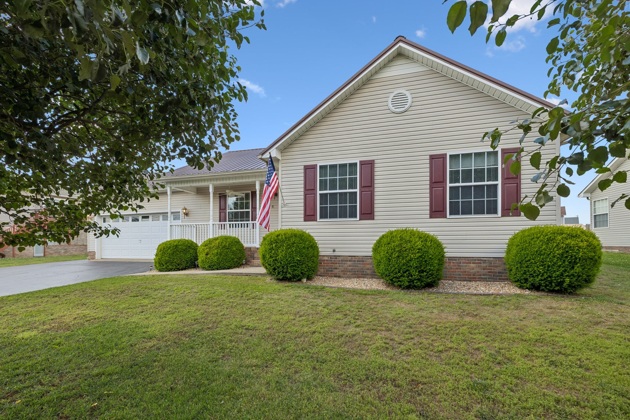 537 Winning Dr, Columbia, TN 38401