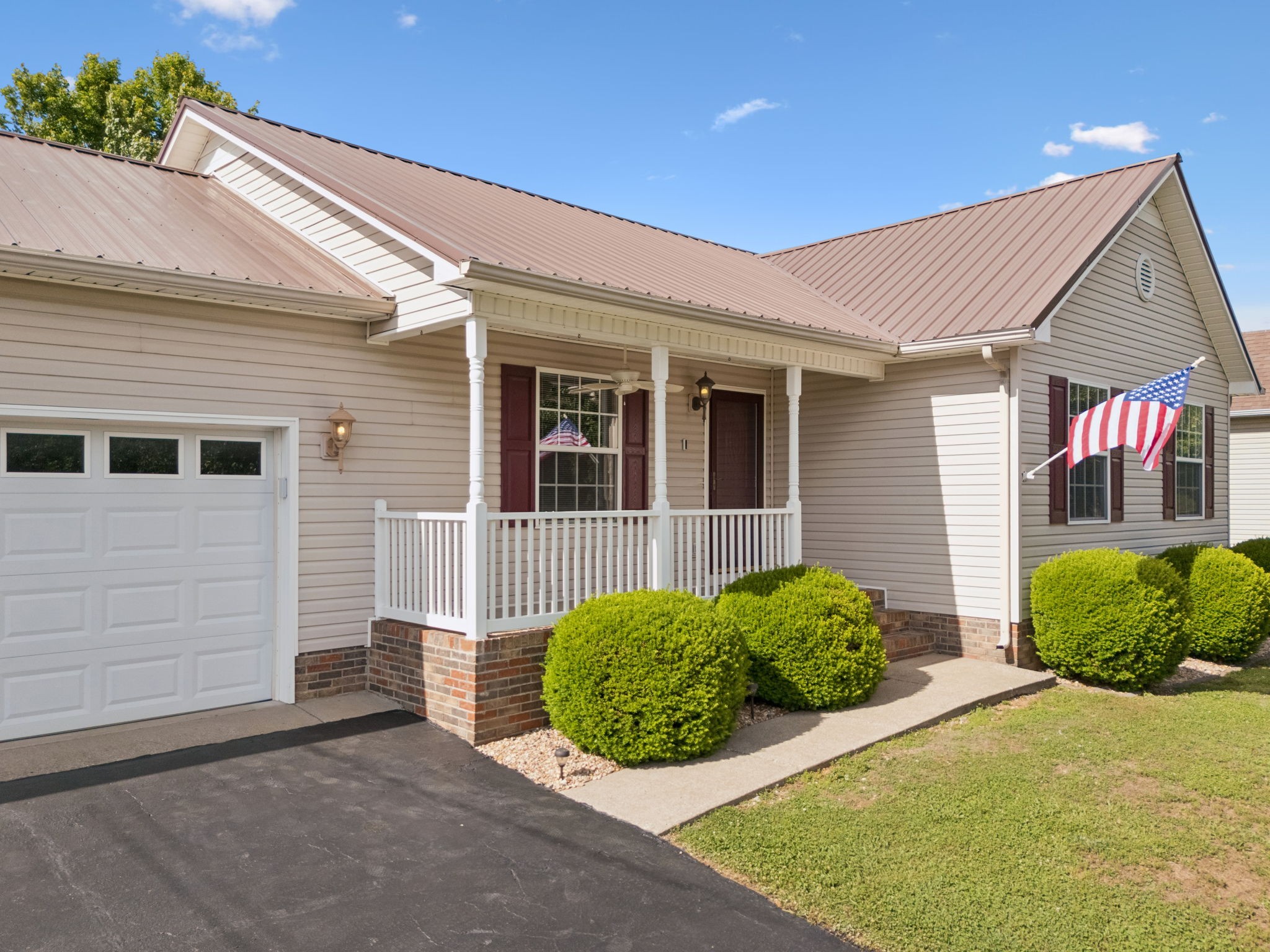 537 Winning Dr, Columbia, TN 38401