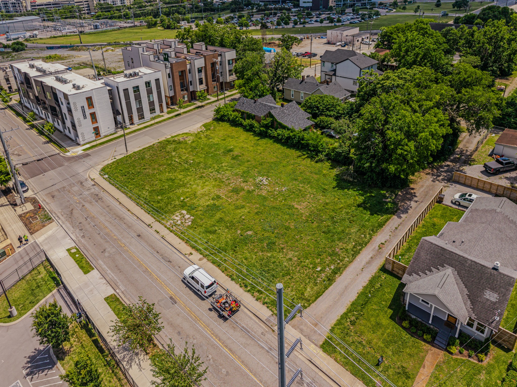 616 26th Ave N, Nashville, TN 37209
