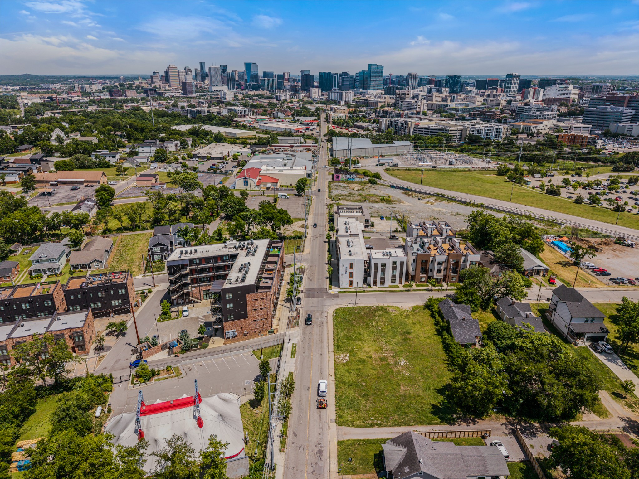 616 26th Ave N, Nashville, TN 37209