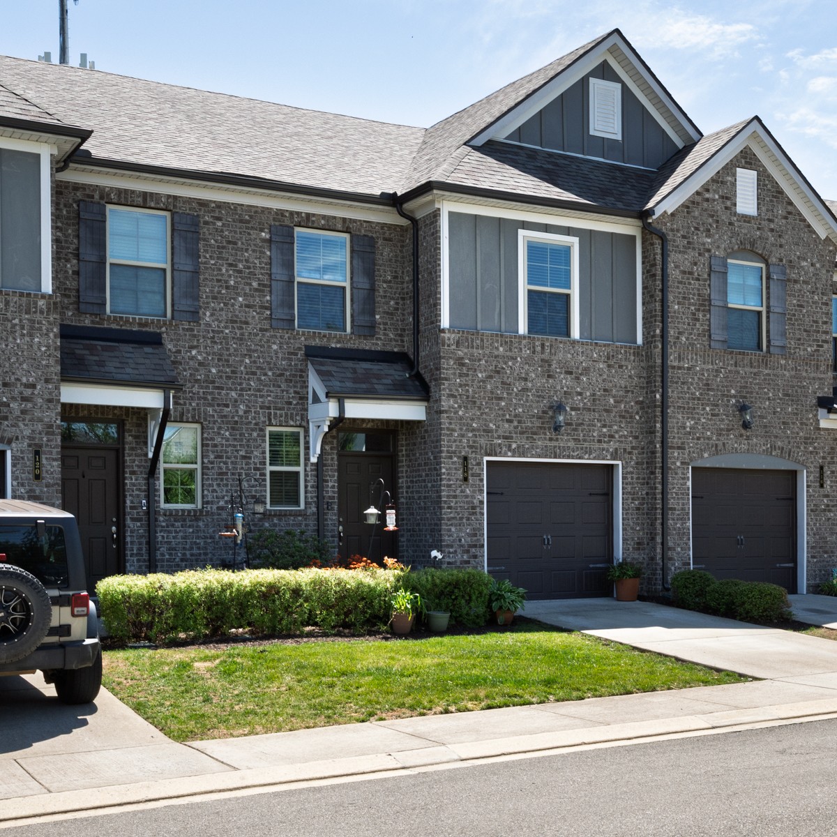 118 Bluestem Ct, Lebanon, TN 37090