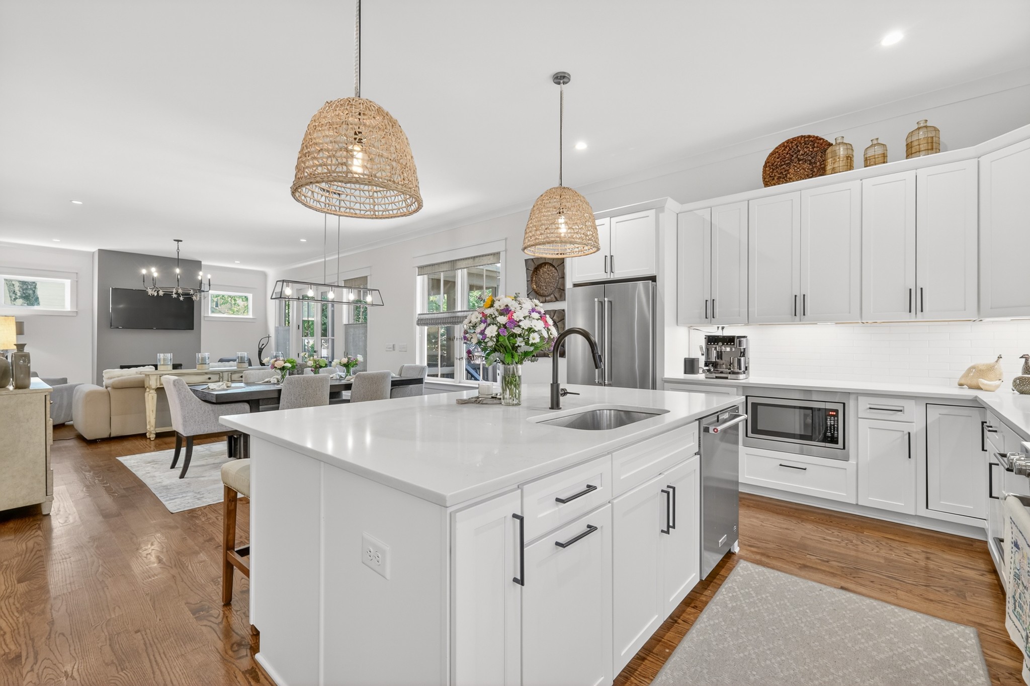 3733 Granny White Pike, Nashville, TN 37204