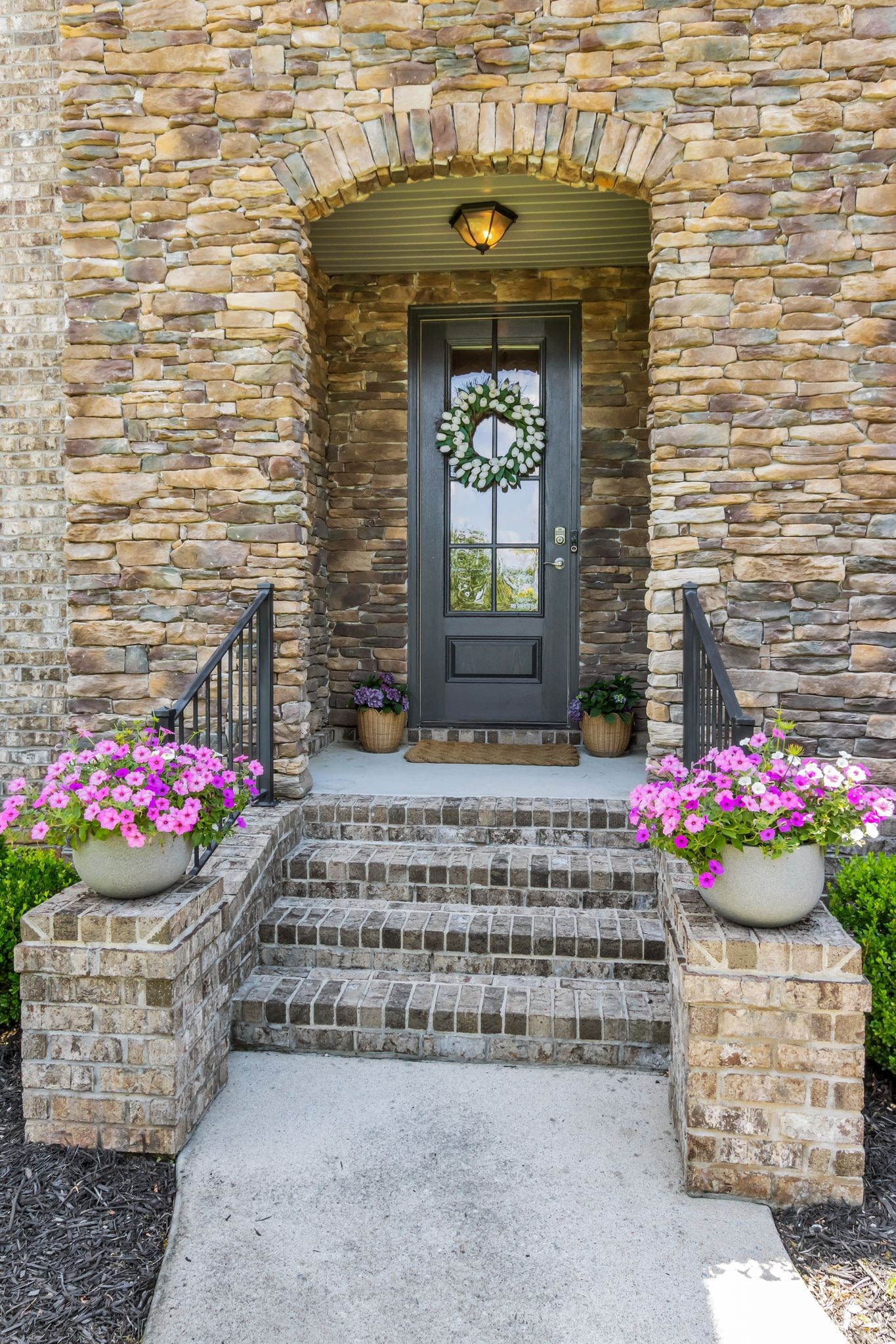 833 Stone Mill Cir, Murfreesboro, TN 37130