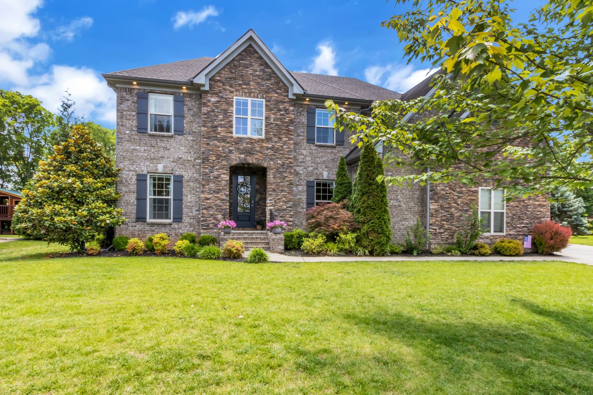 833 Stone Mill Cir, Murfreesboro, TN 37130
