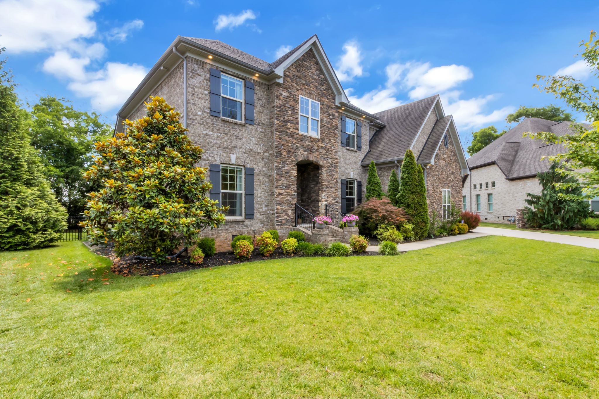 833 Stone Mill Cir, Murfreesboro, TN 37130