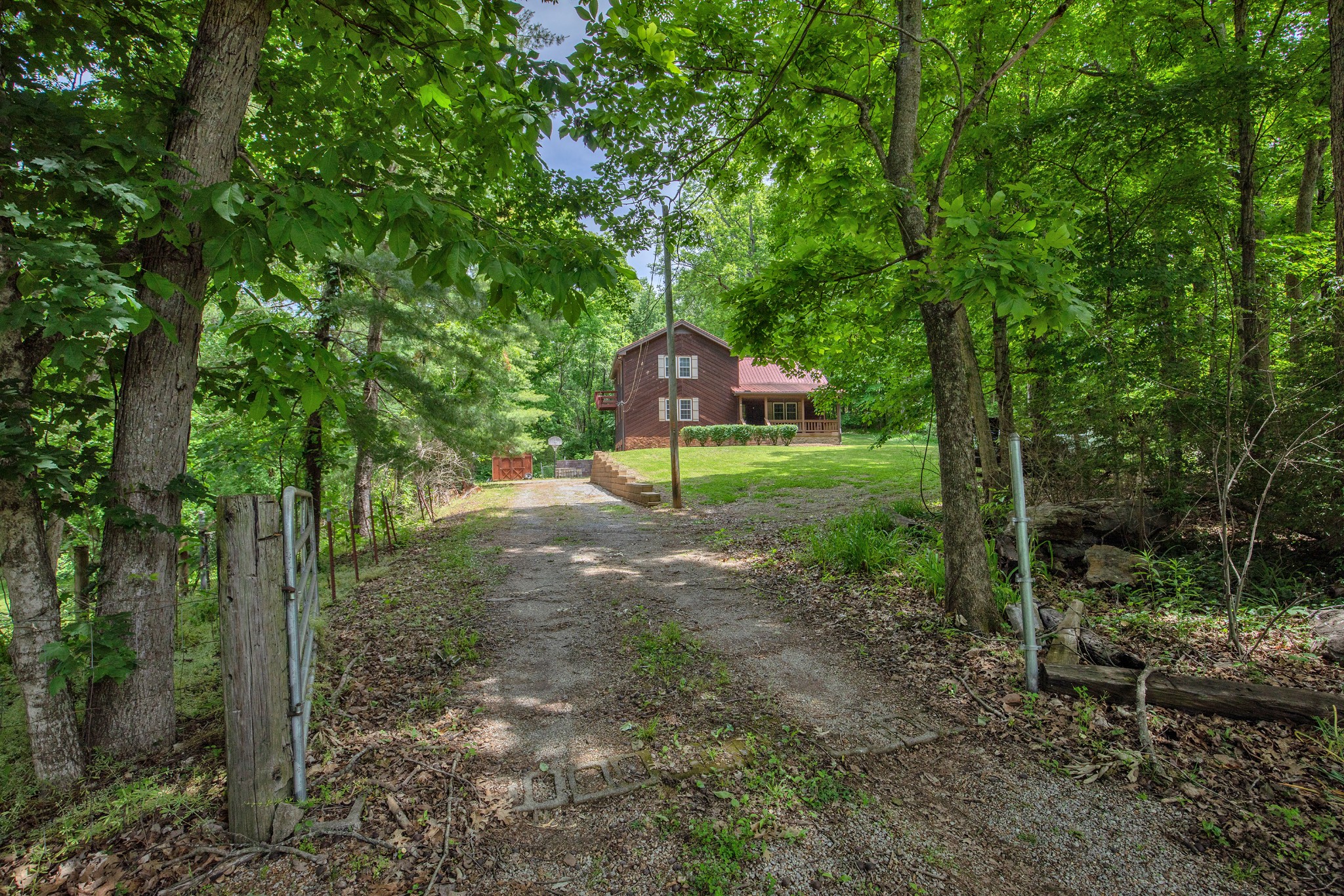 5050 Walkup Rd, Pegram, TN 37143