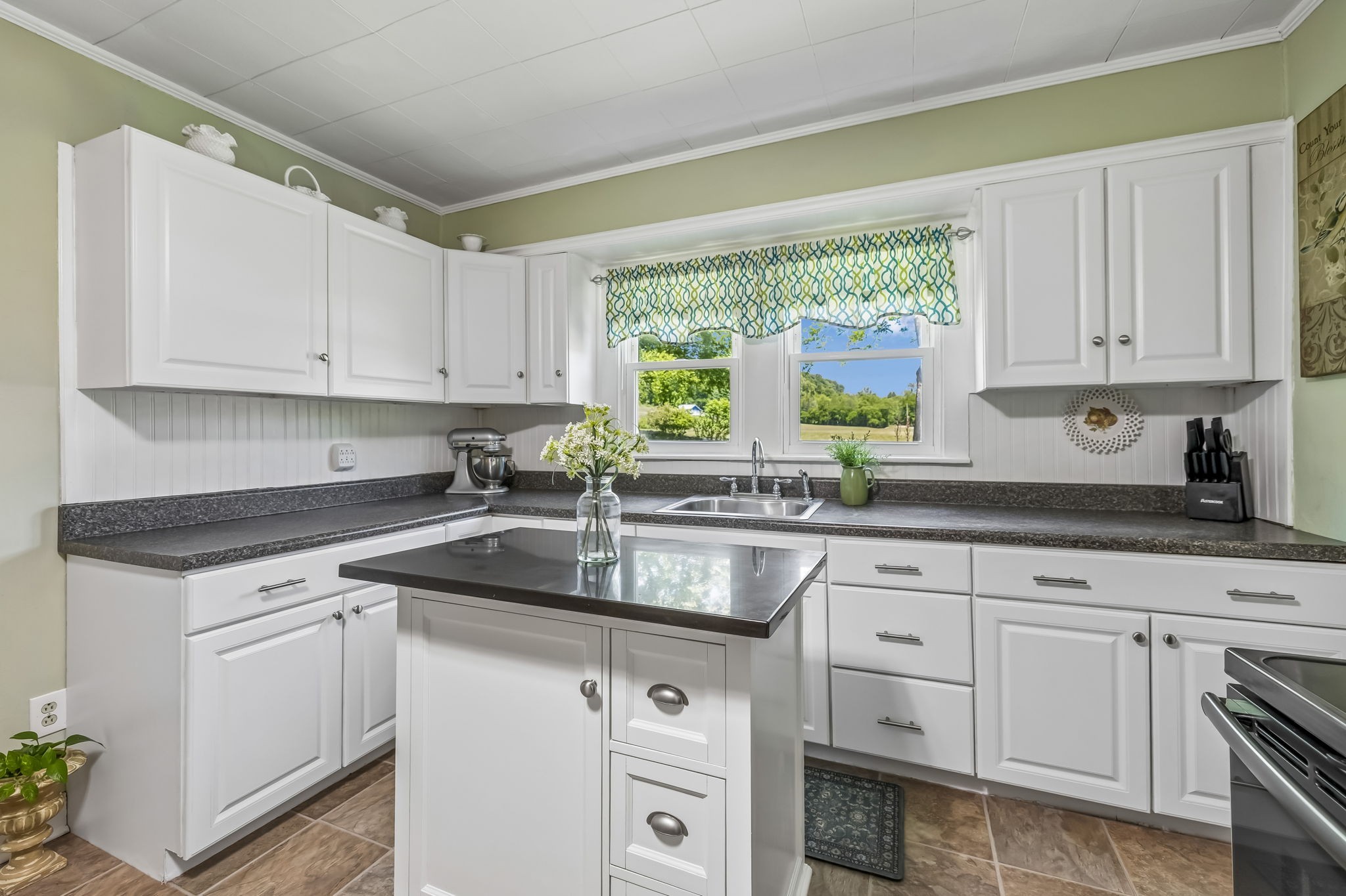 2907 Herman Church Rd, Santa Fe, TN 38482