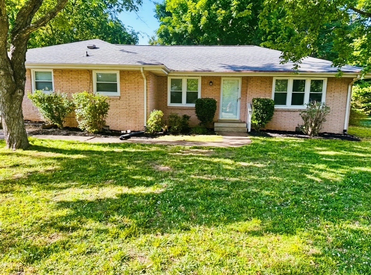 910 Glenwood Dr, Murfreesboro, TN 37129