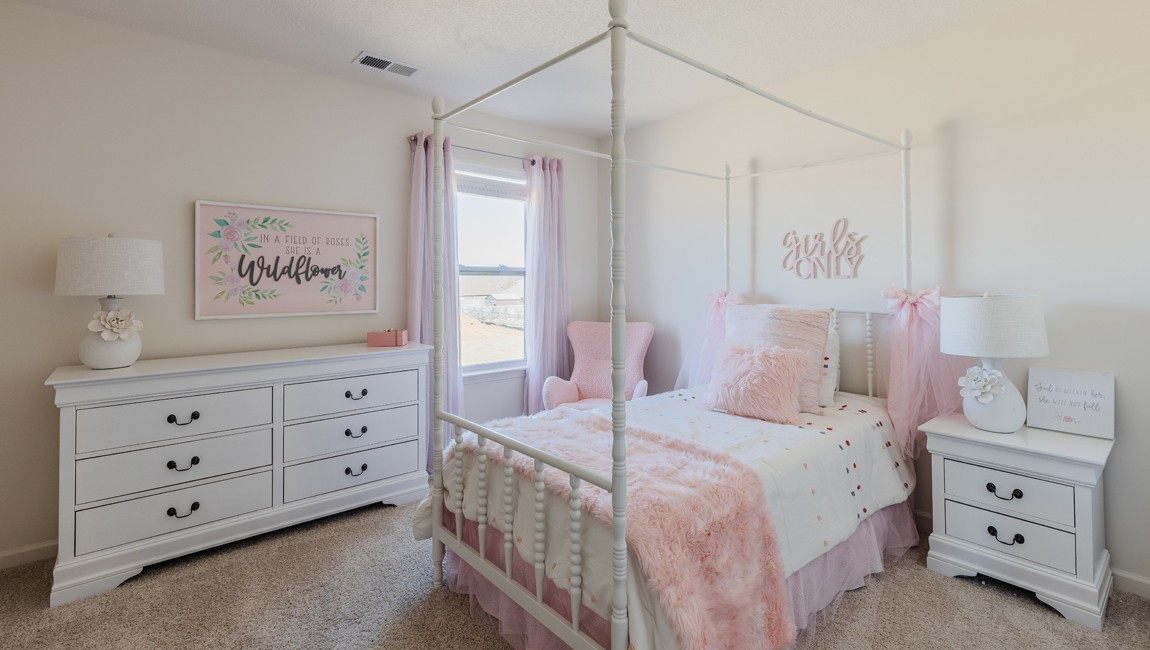 8046 Jude Dr, White House, TN 37188