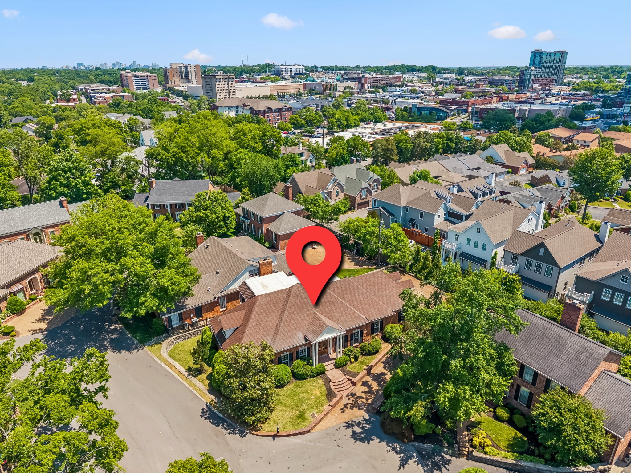 4111 Legend Hall Dr, Nashville, TN 37215