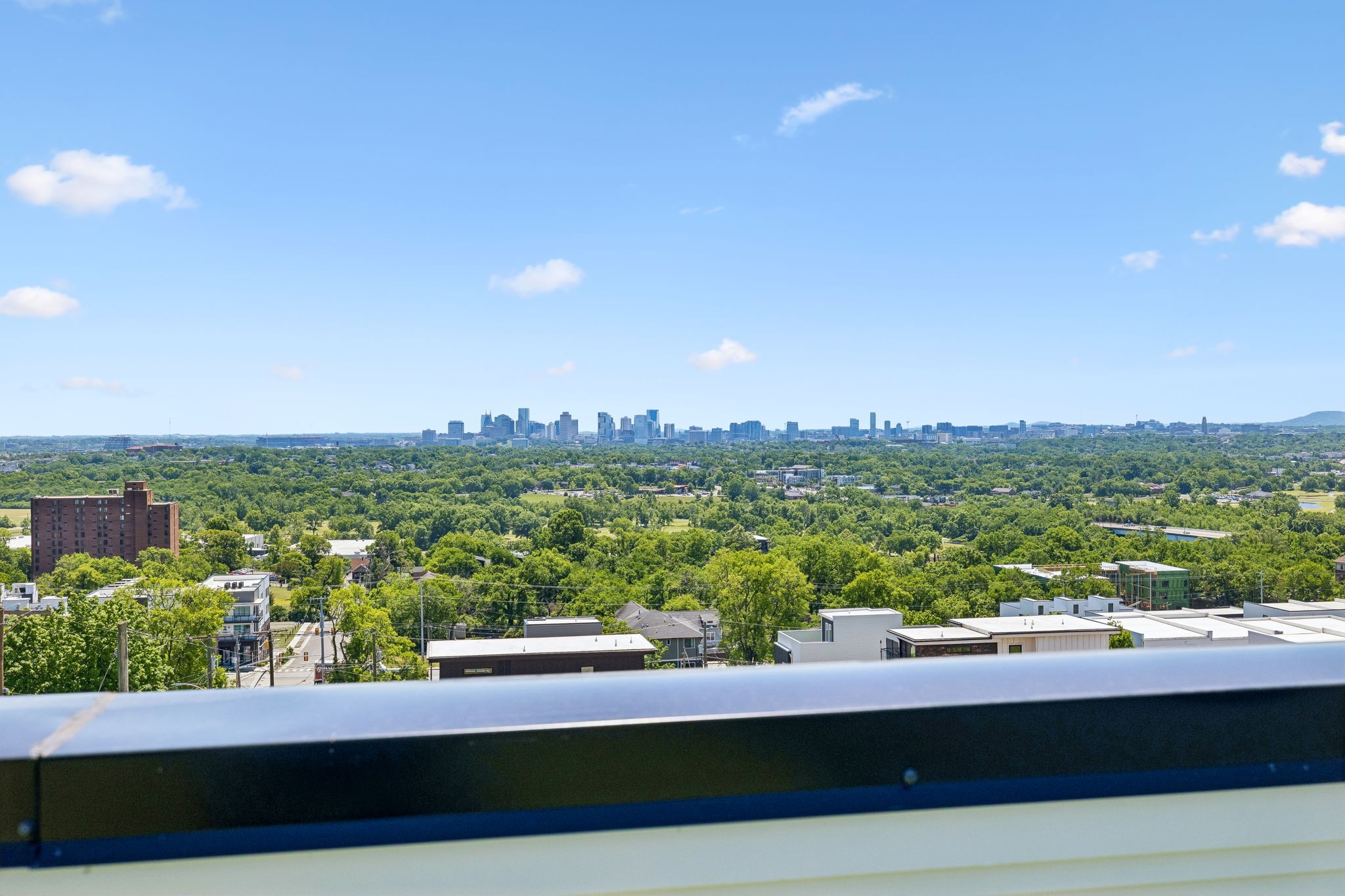 2160 Summitt Ave, Nashville, TN 37218