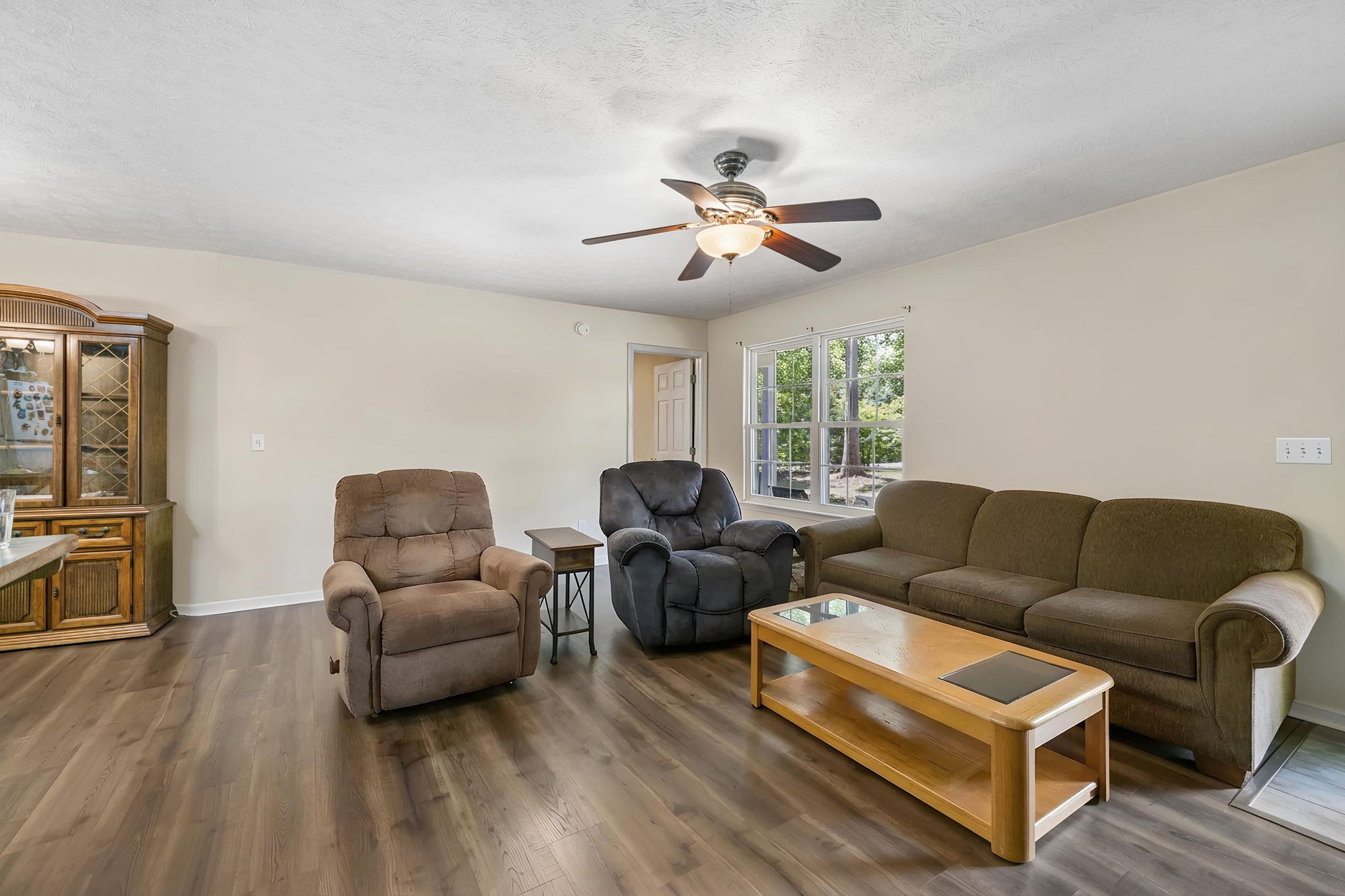 117 W Dell Rd, Dickson, TN 37055