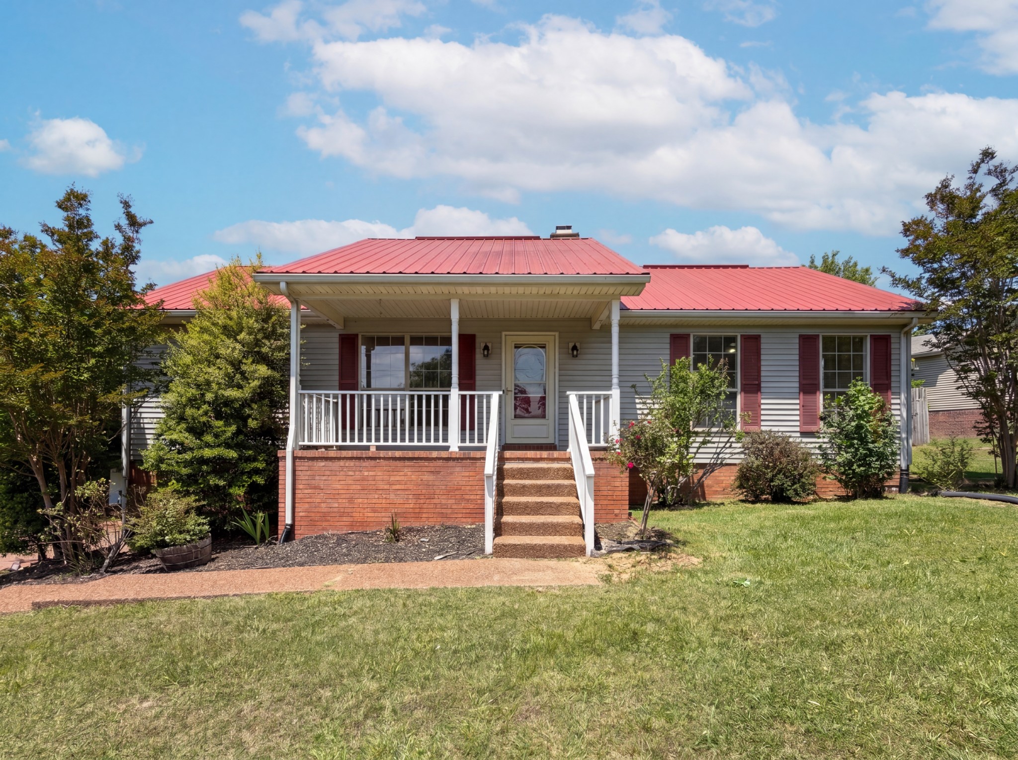 1037 Shadowbrook Dr, Greenbrier, TN 37073
