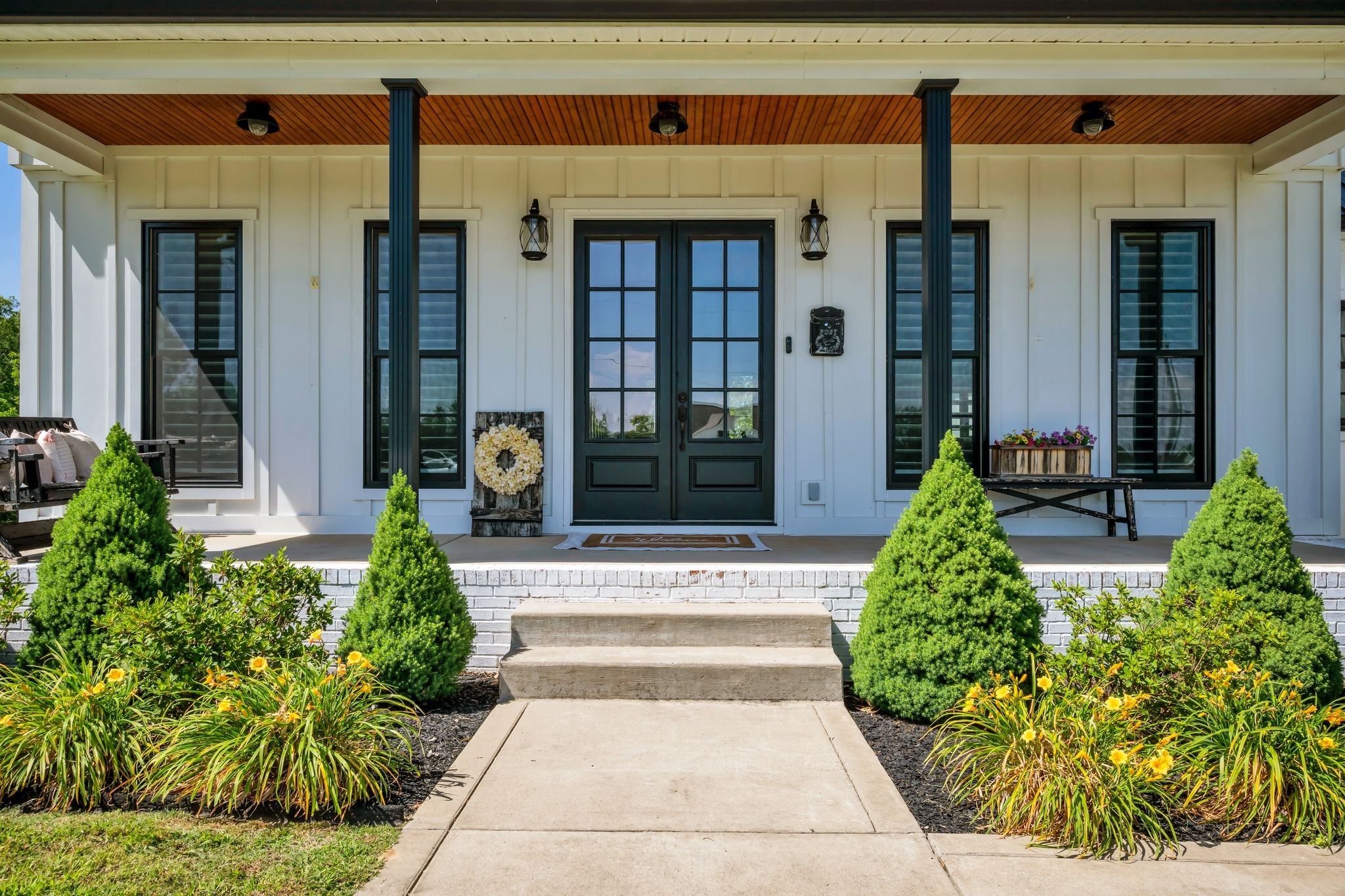122 Hillside Dr, Dickson, TN 37055