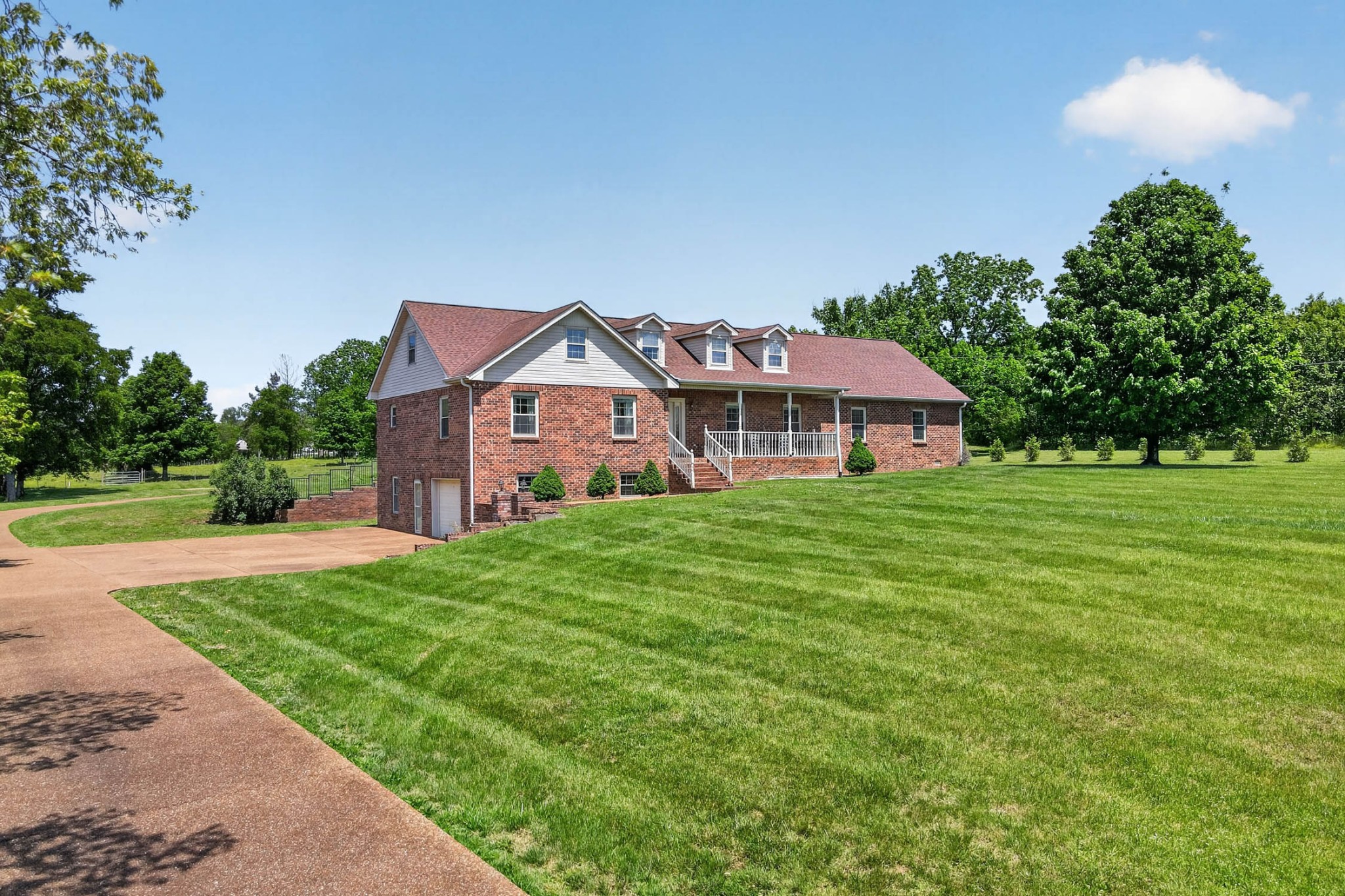 1174 Highway 25, Gallatin, TN 37066