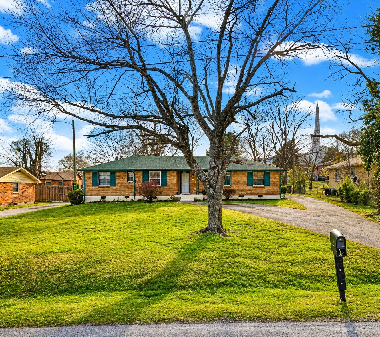 1604 Haynes Meade Cir, Nashville, TN 37207