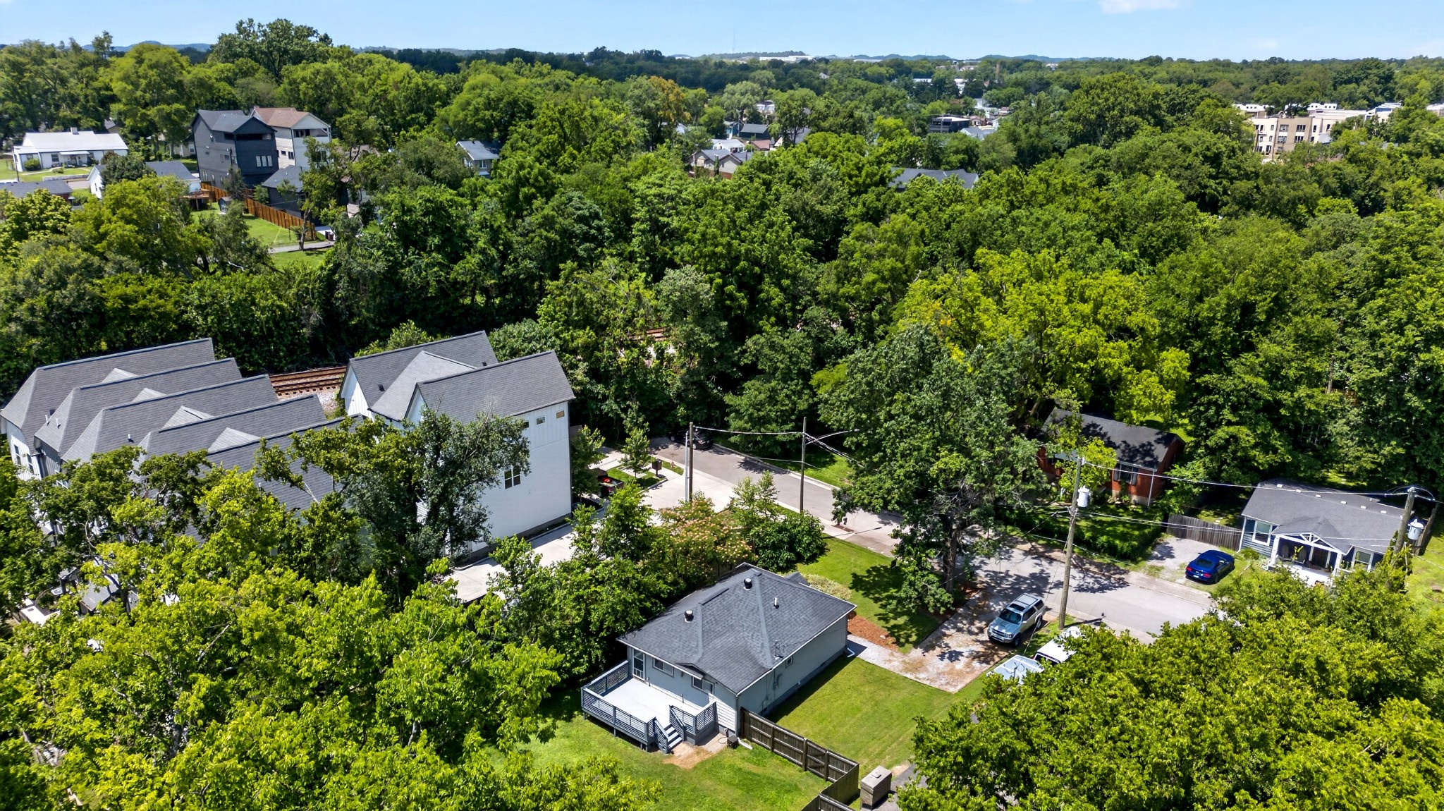 870 W Sharpe Ave, Nashville, TN 37206