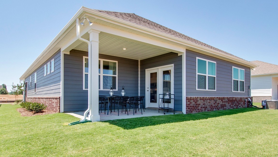 2222 Quinn Dr, White House, TN 37188