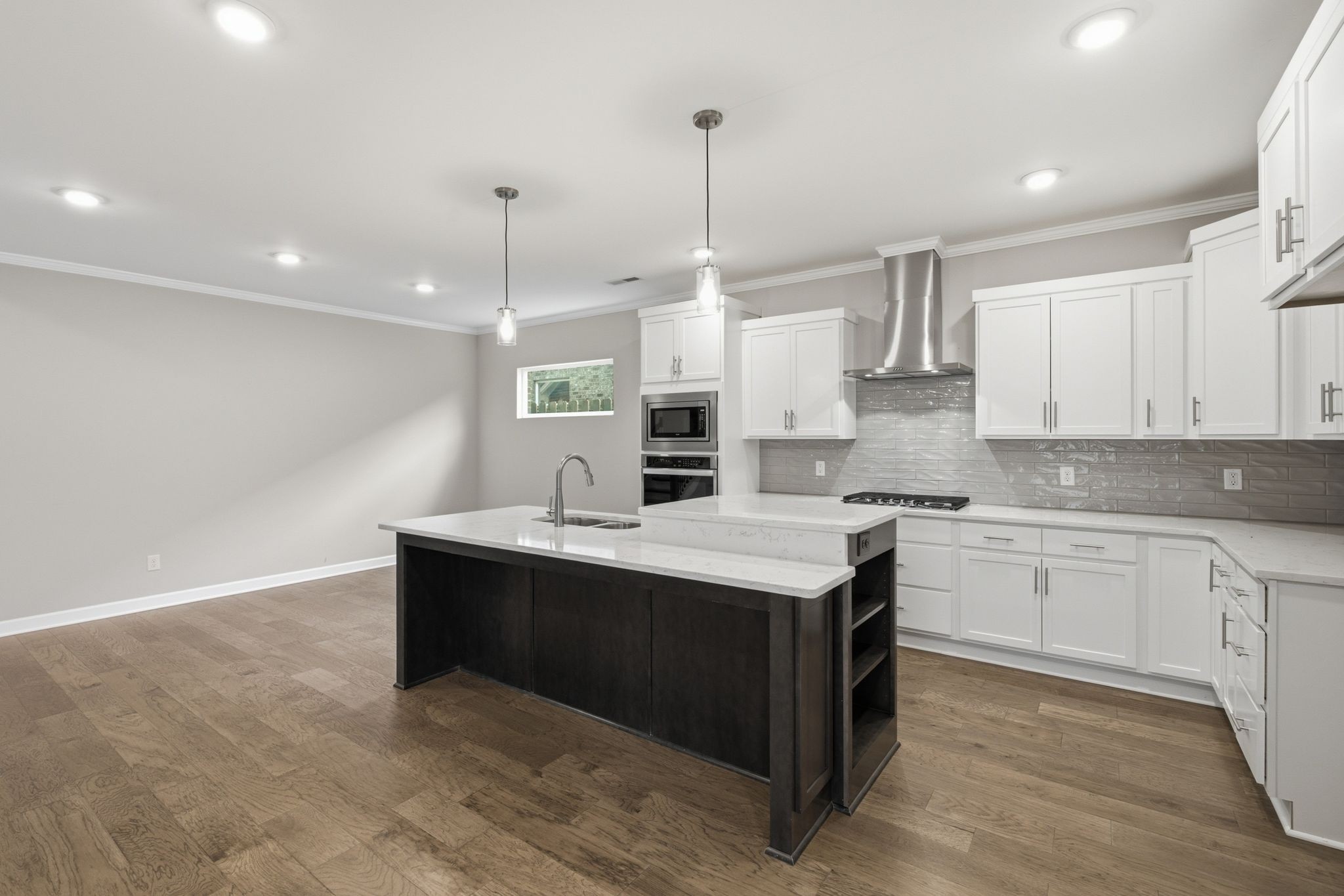 6221 Crawford Dr, Hermitage, TN 37076