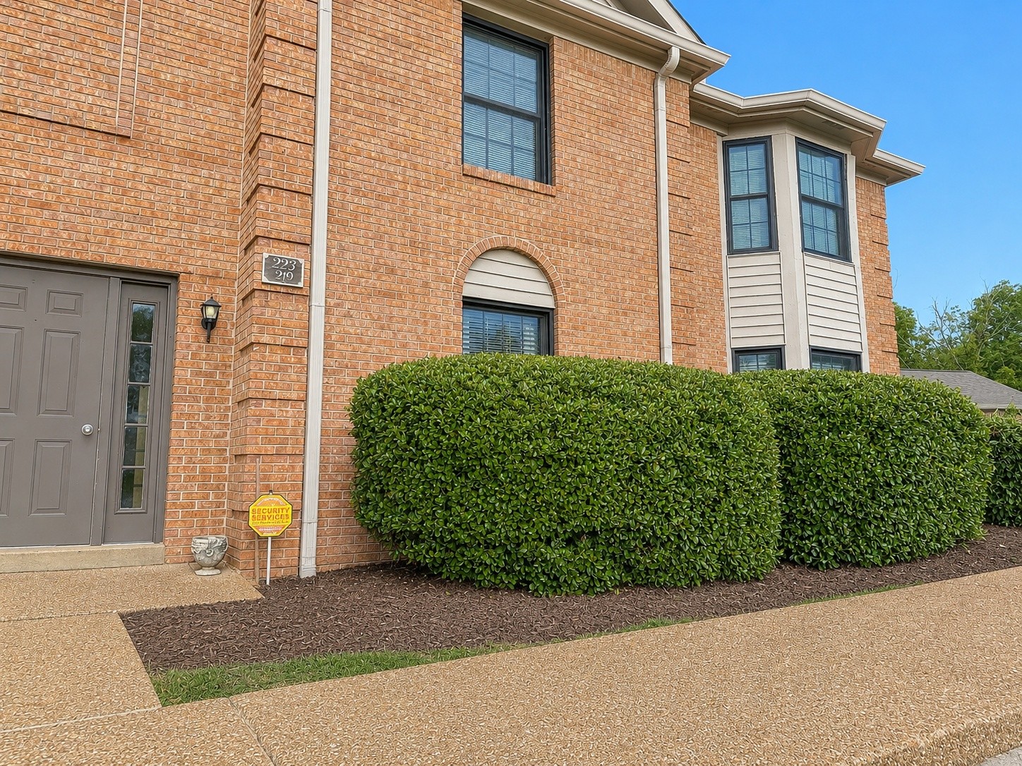 219 Ellington Pl, Madison, TN 37115