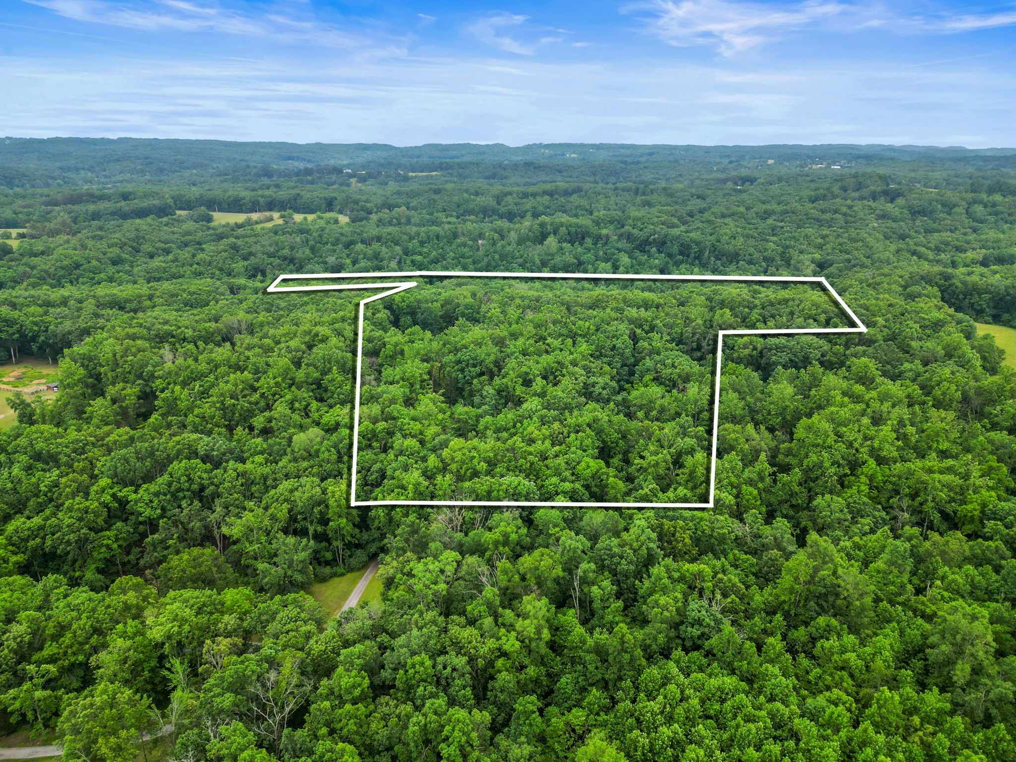 150A Dogwood Springs Dr, Portland, TN 37148