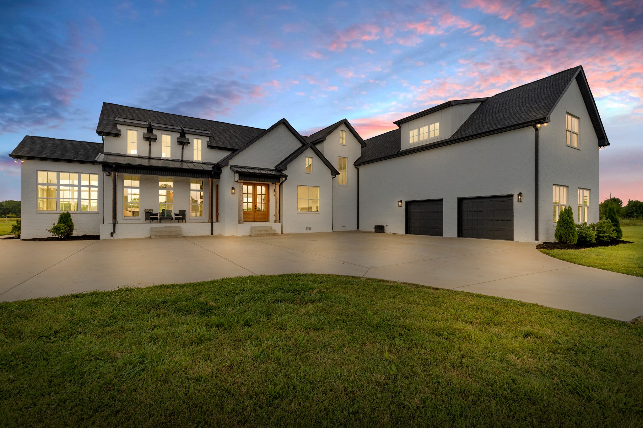 5915 Lakeview Rd, Springfield, TN 37172