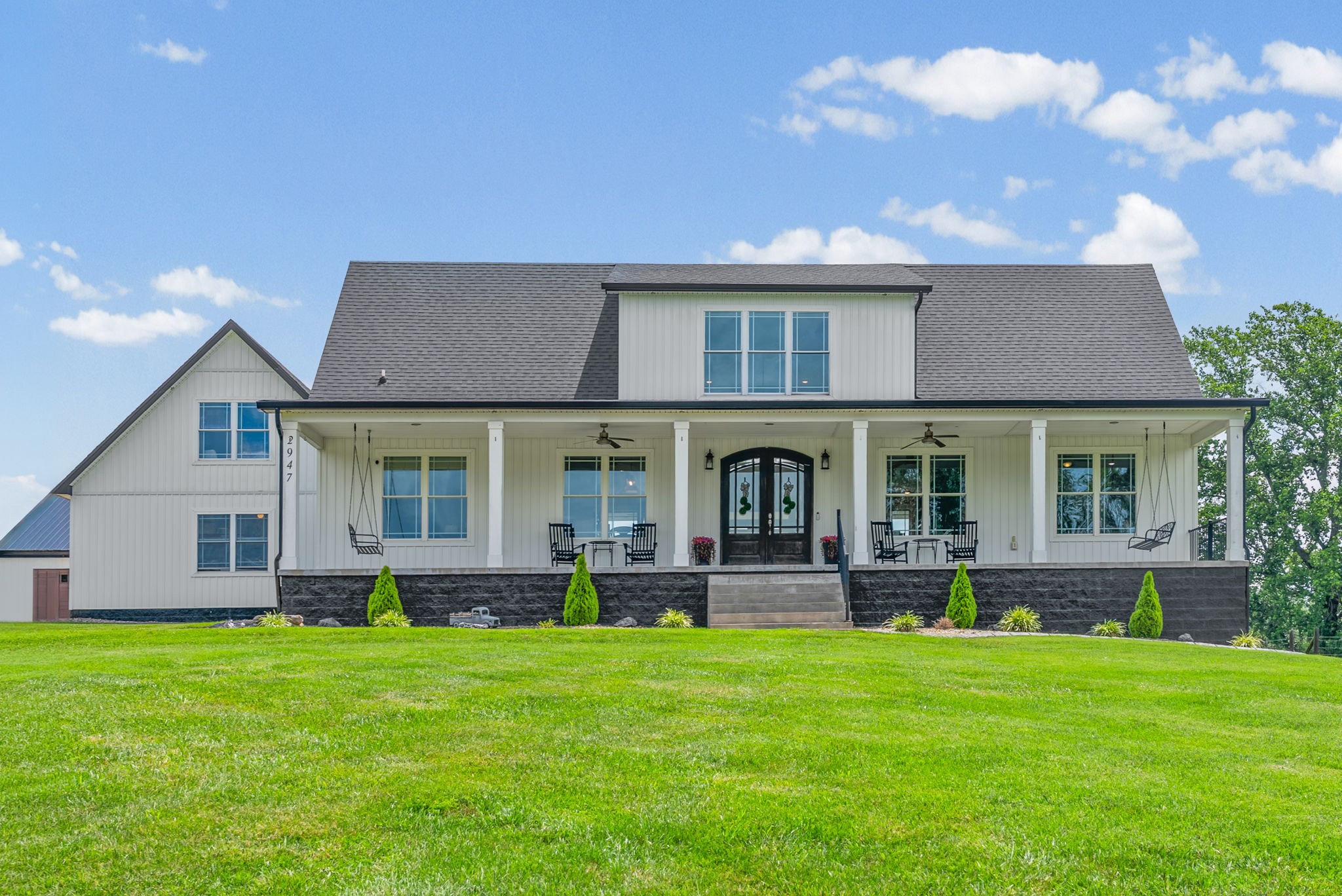 2947 Ellis Rd, Cedar Hill, TN 37032