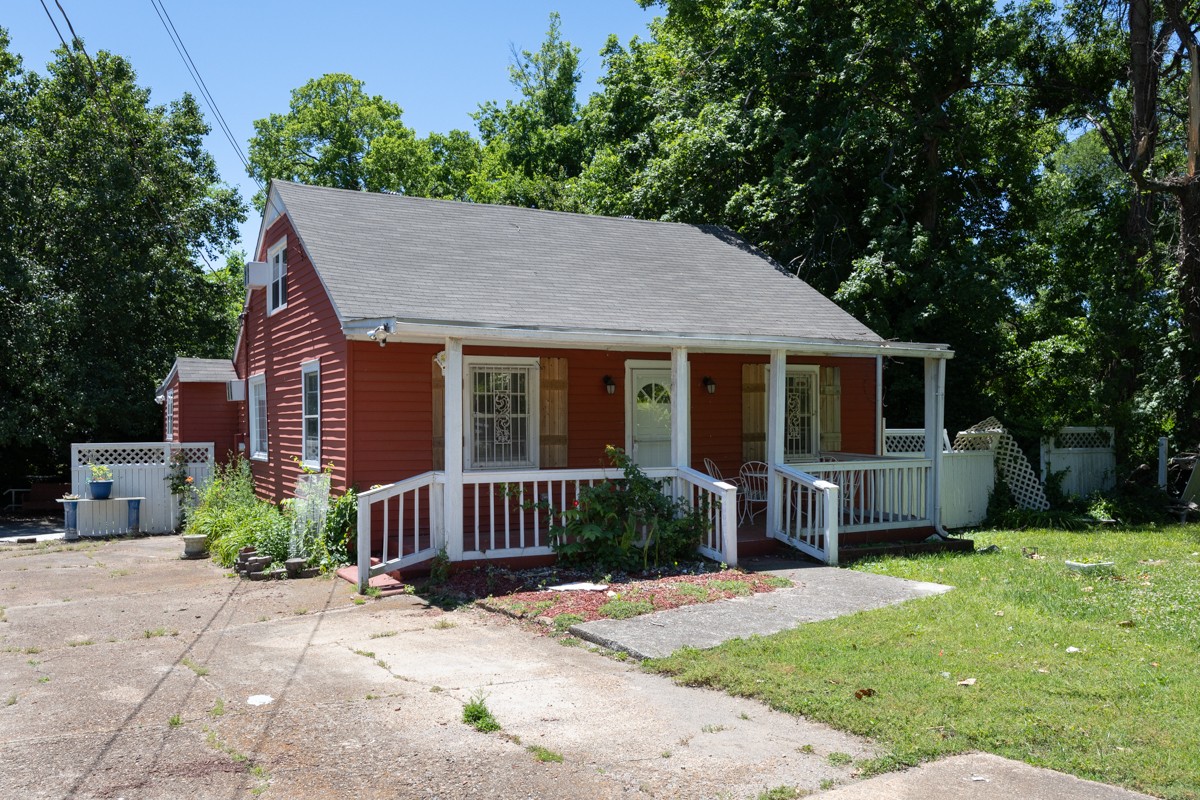 13 Belle Forrest Ave, Nashville, TN 37206