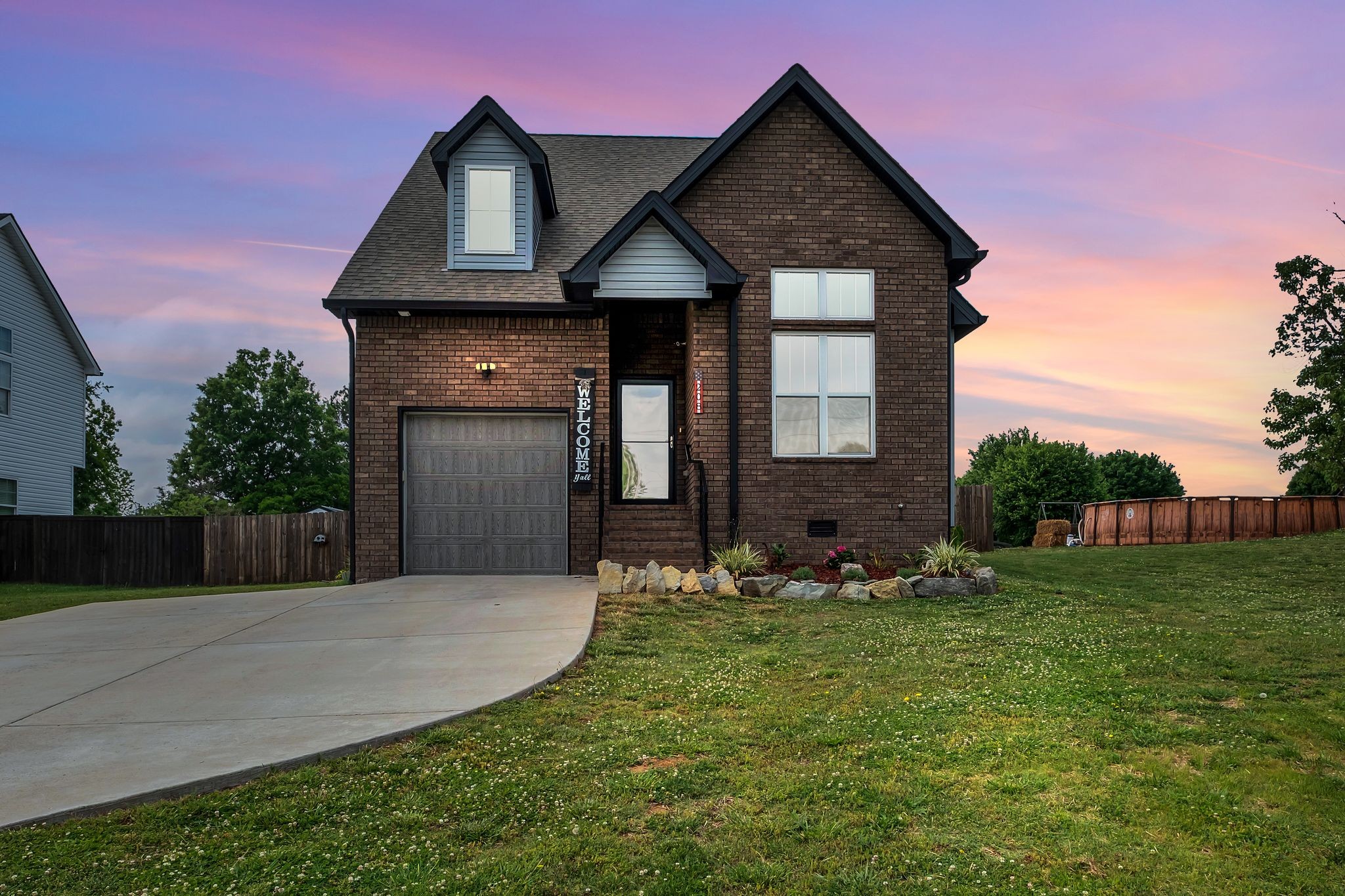 208 Freedom Dr, Portland, TN 37148